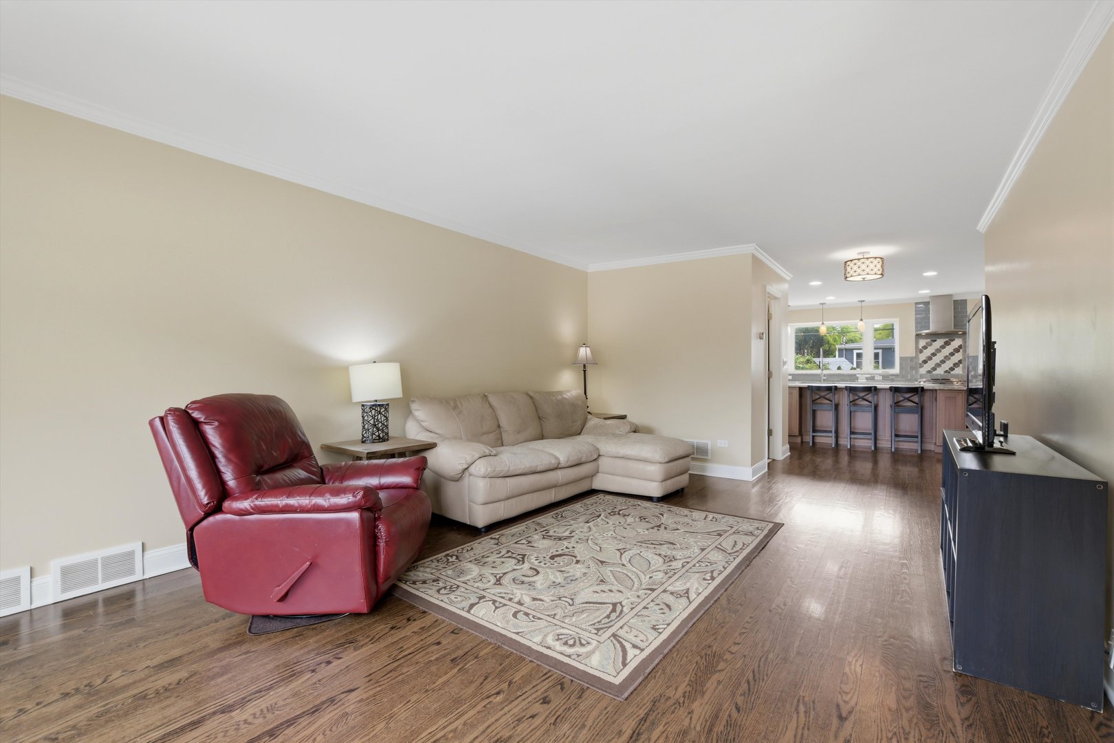 1601 S Ashland Avenue