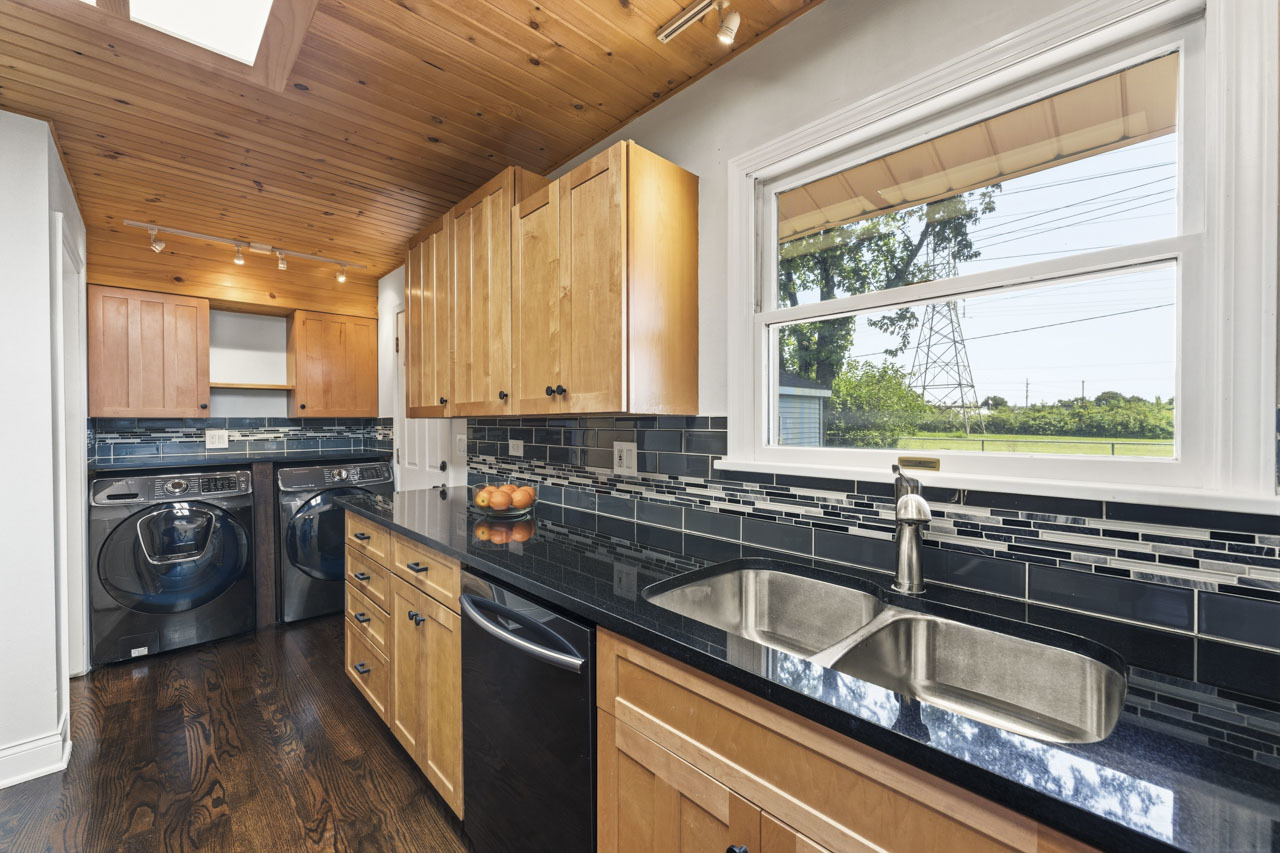 391 Walnut Lane
