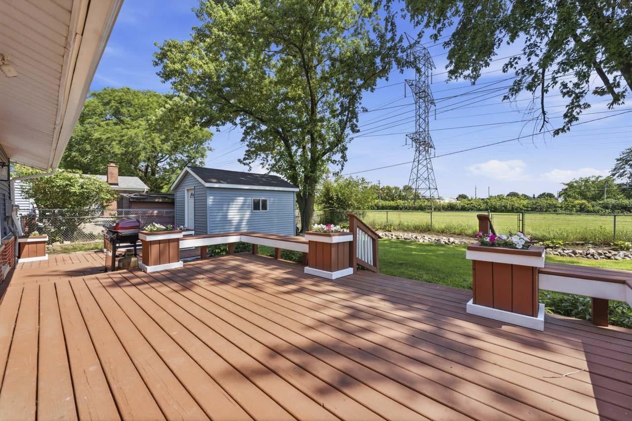 391 Walnut Lane