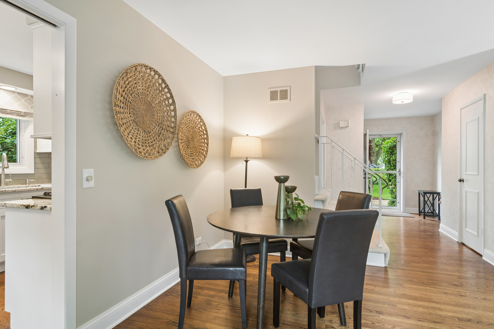 123 N Peartree Lane