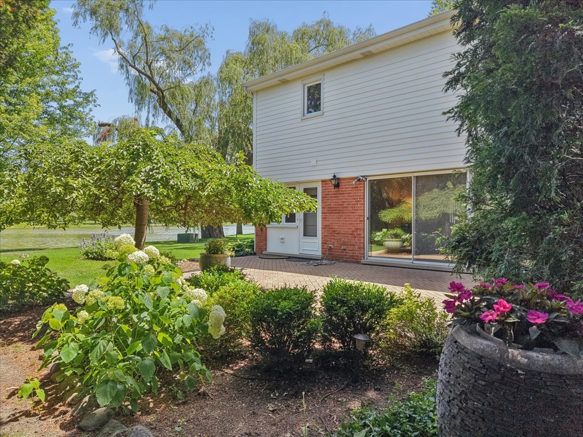 123 N Peartree Lane