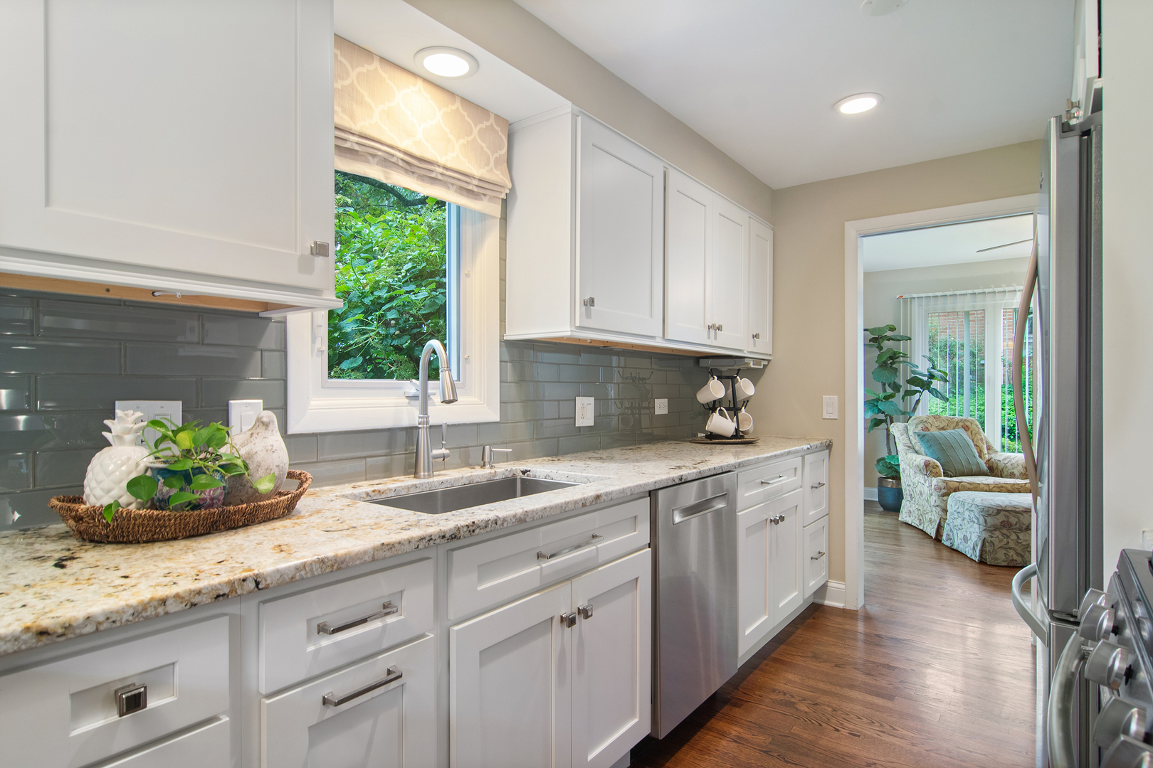 123 N Peartree Lane
