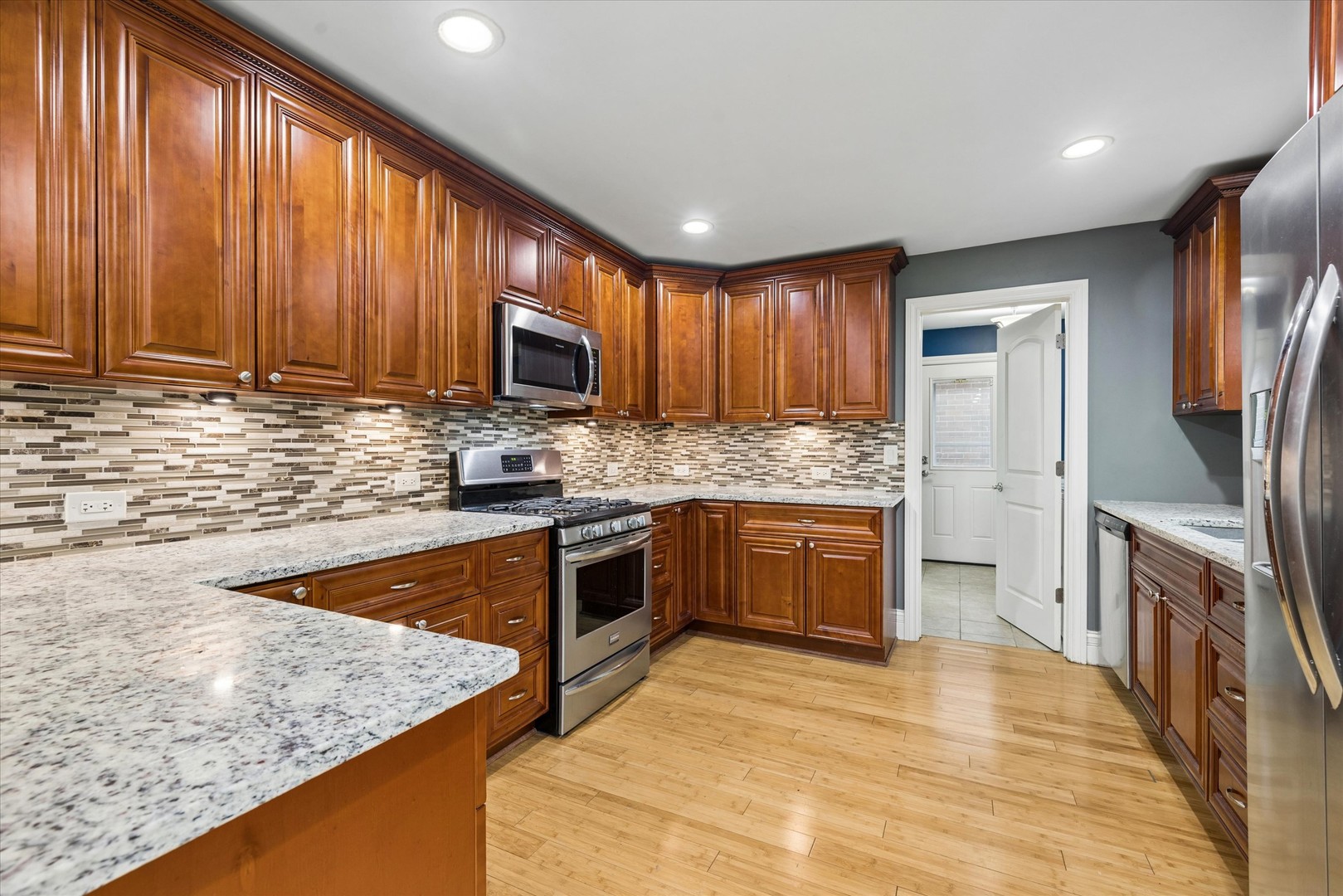 1808 W Pheasant Trail