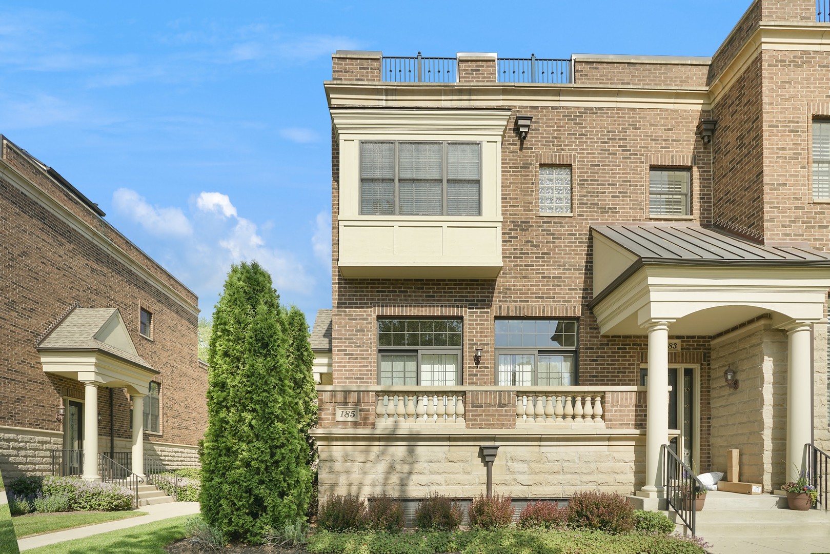 185 N Hickory Avenue