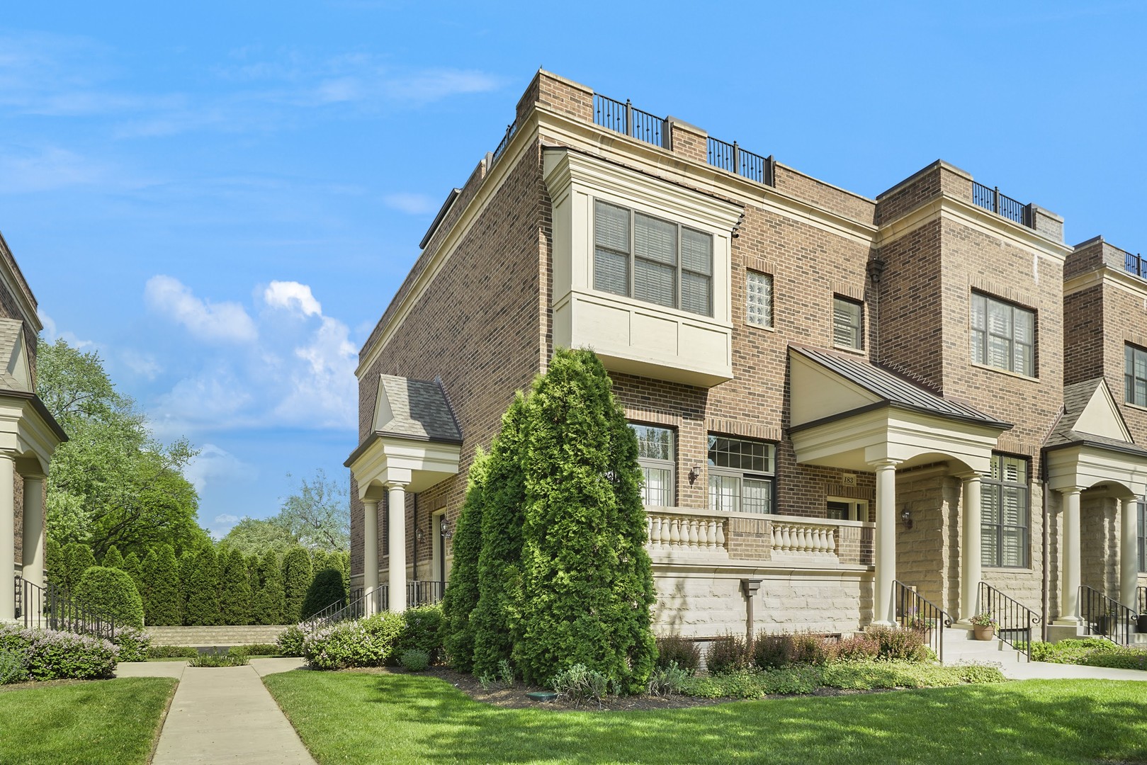 185 N Hickory Avenue