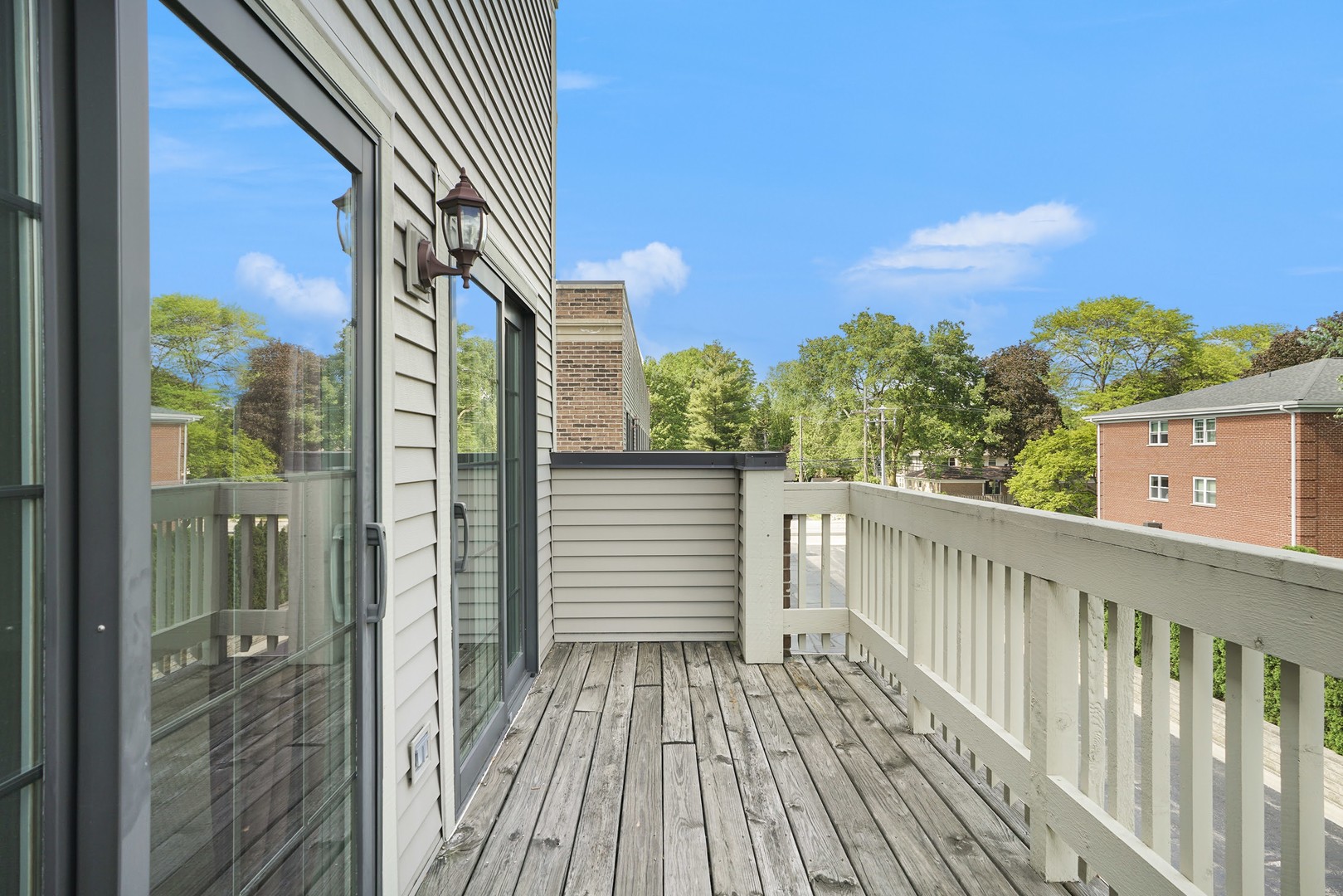185 N Hickory Avenue