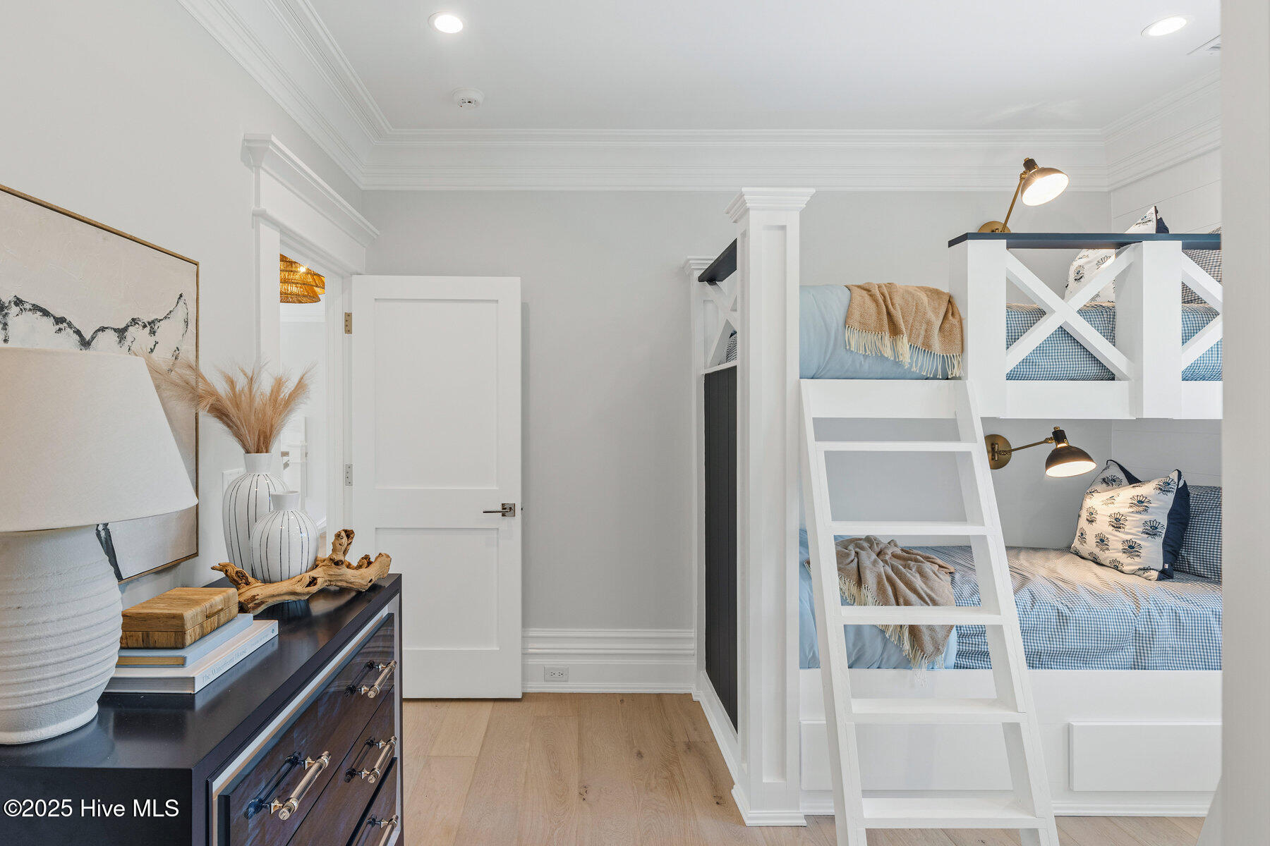 546 Chicamacomico Way