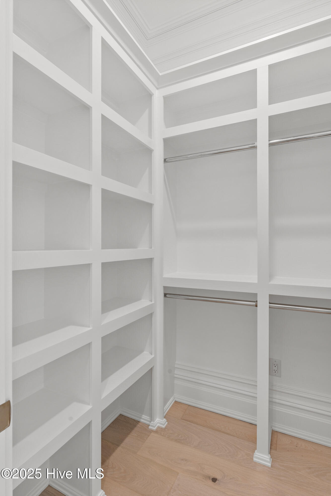 546 Chicamacomico Way