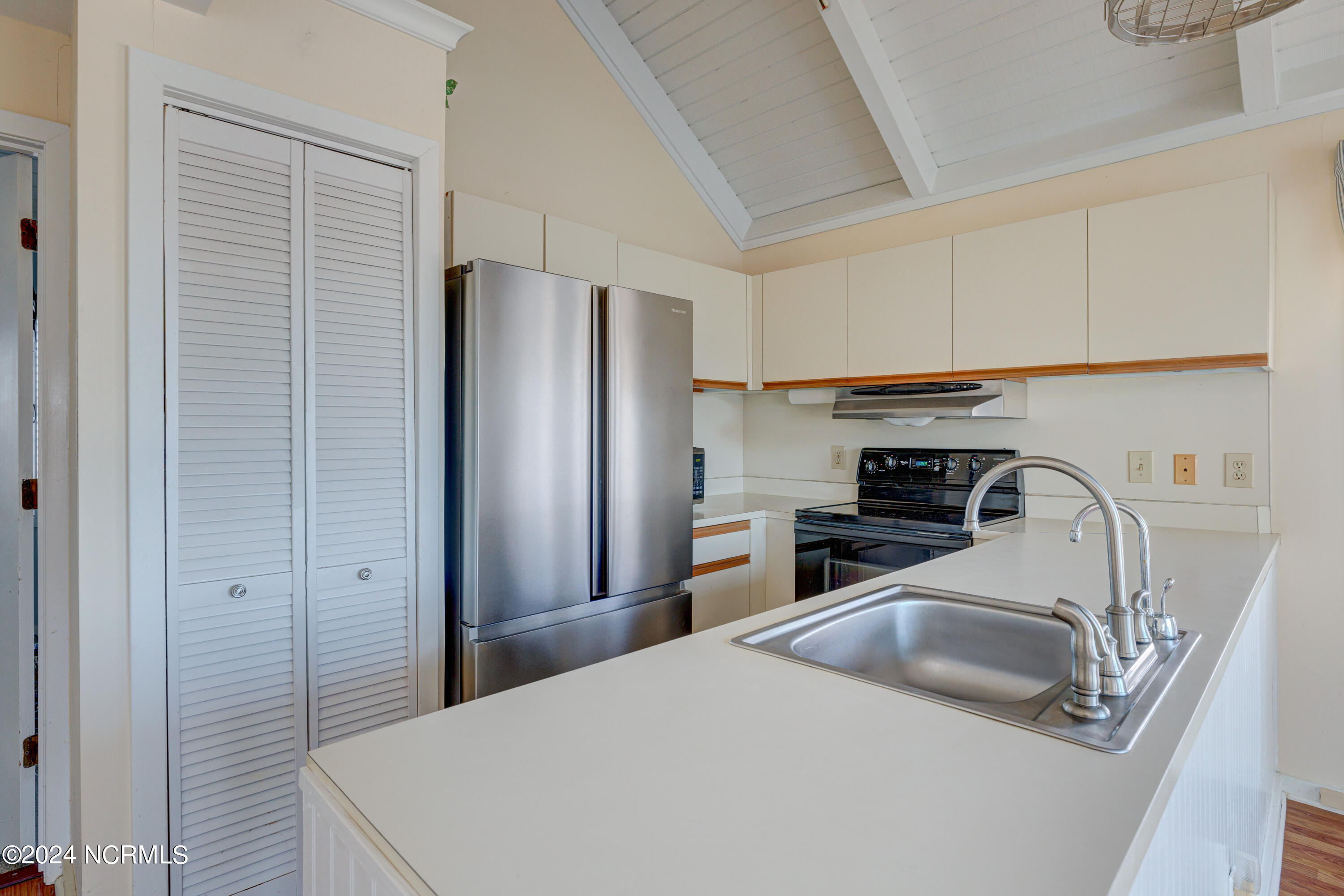 305 South Bald Head Wynd, #10