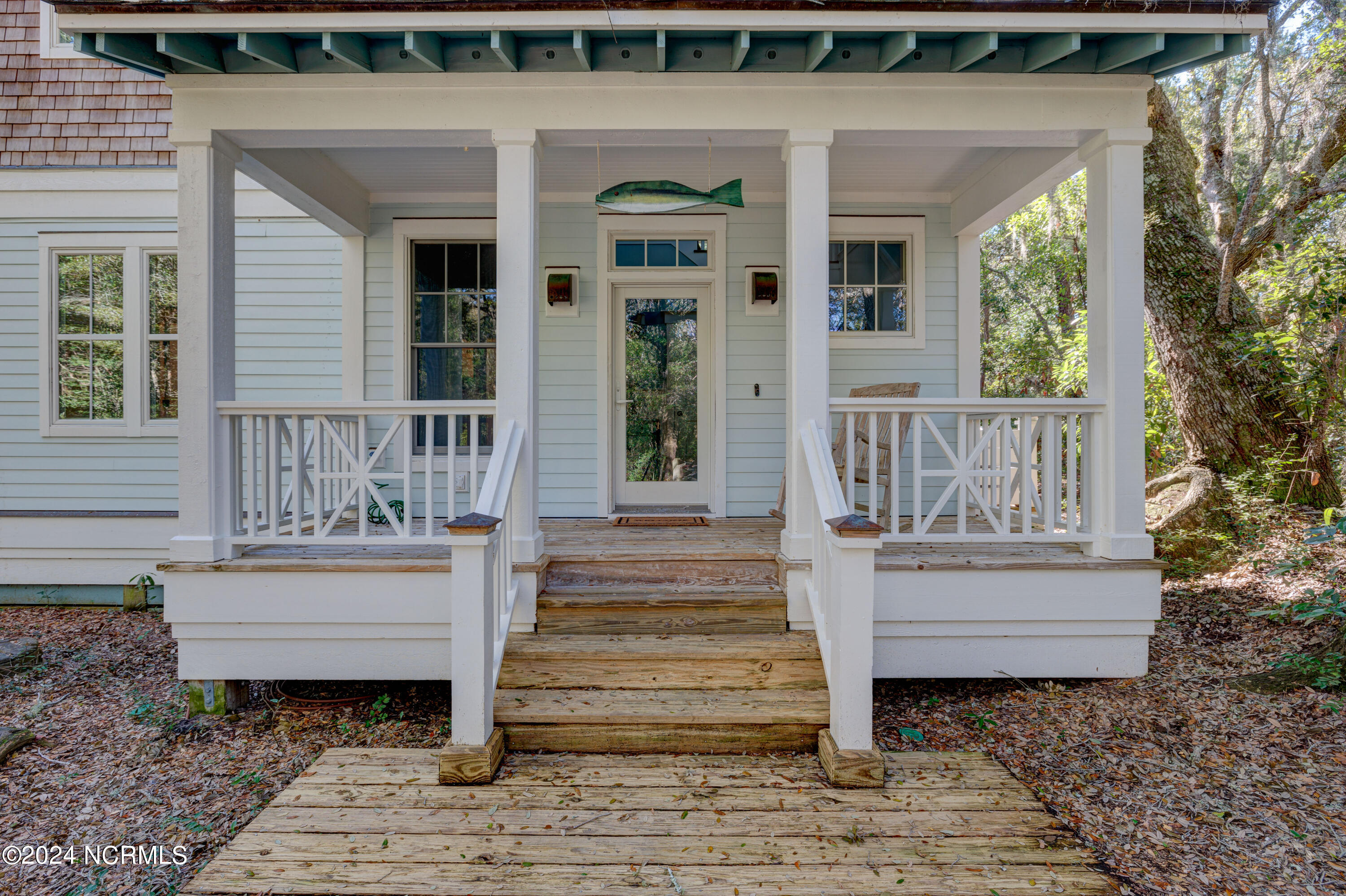 2 Painted Bunting Court