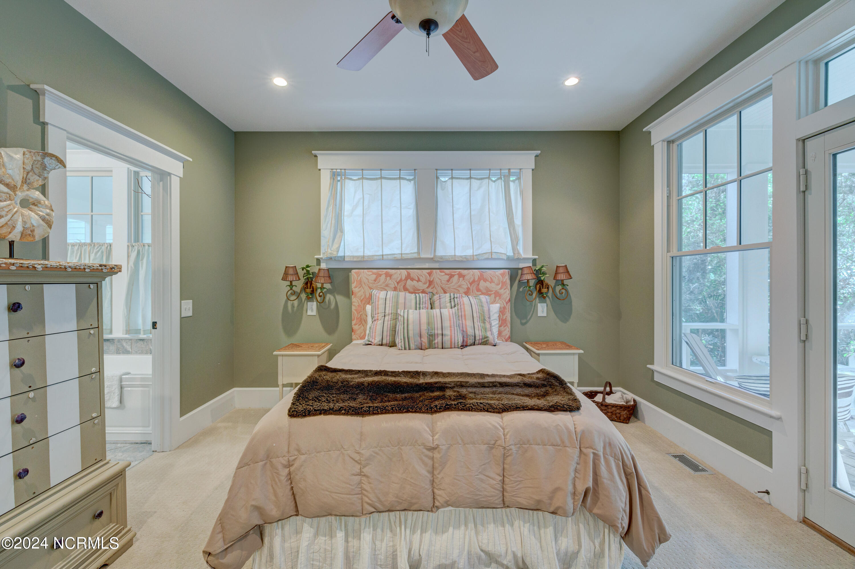 2 Painted Bunting Court