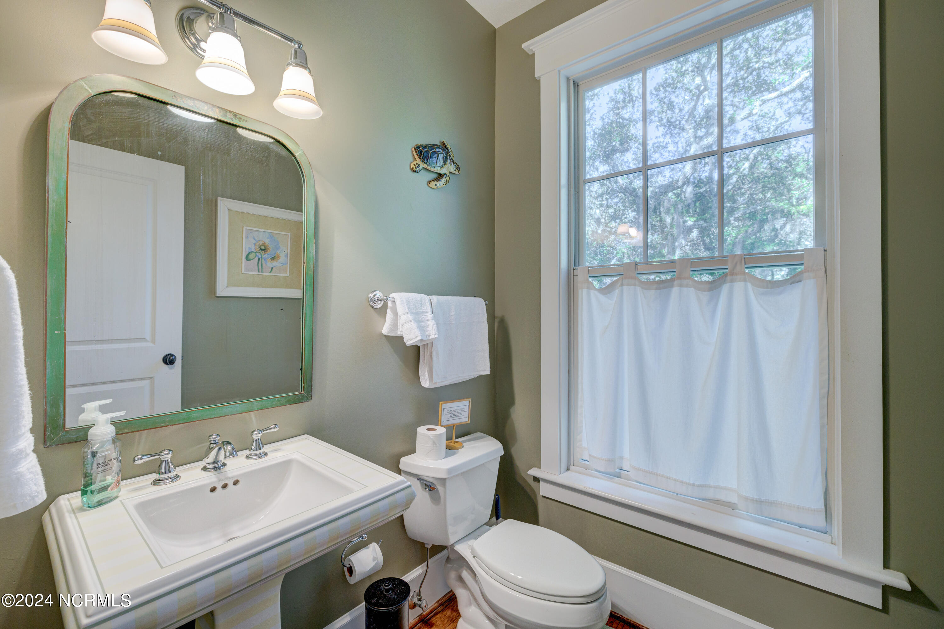 2 Painted Bunting Court