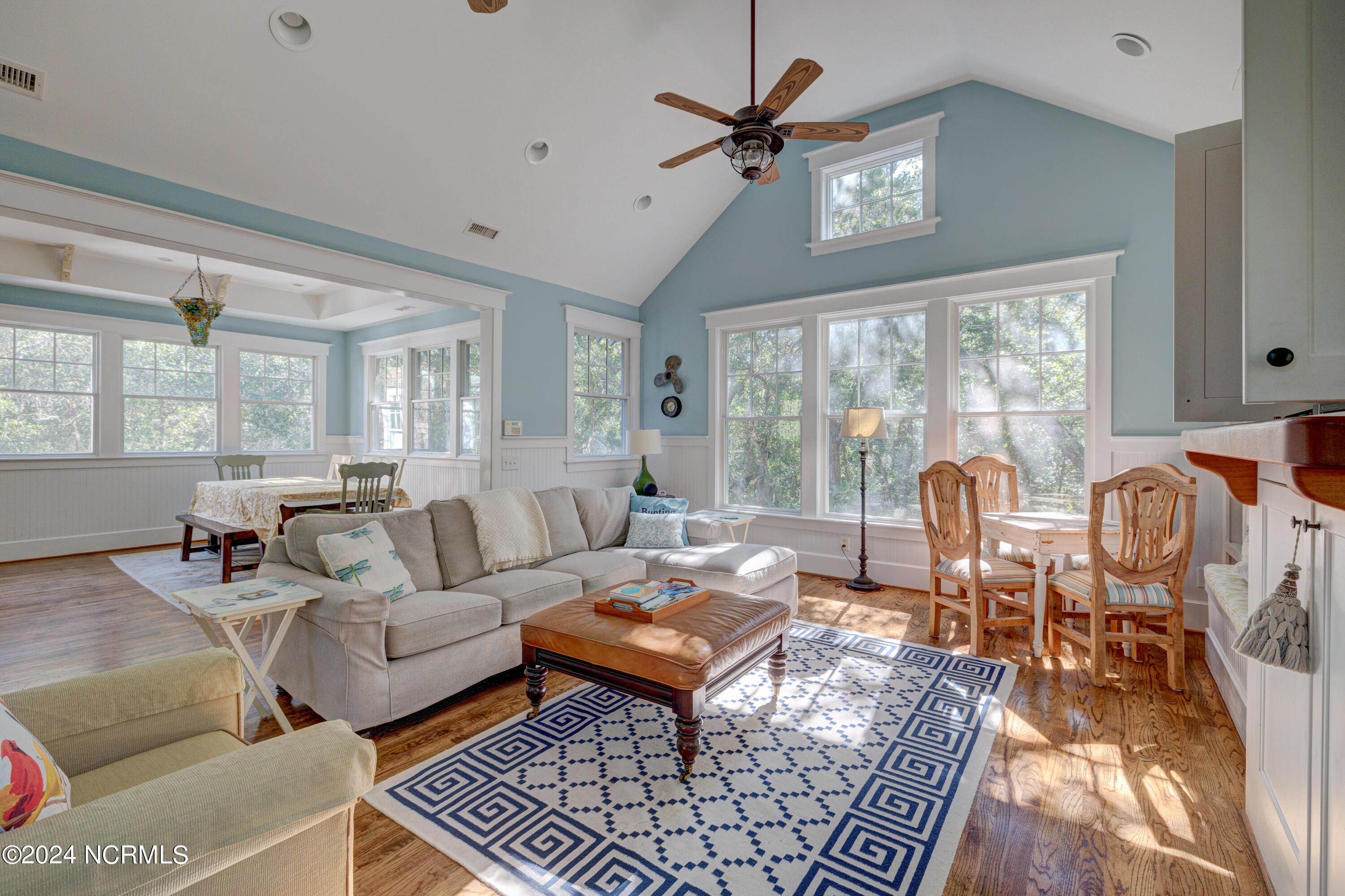 2 Painted Bunting Court