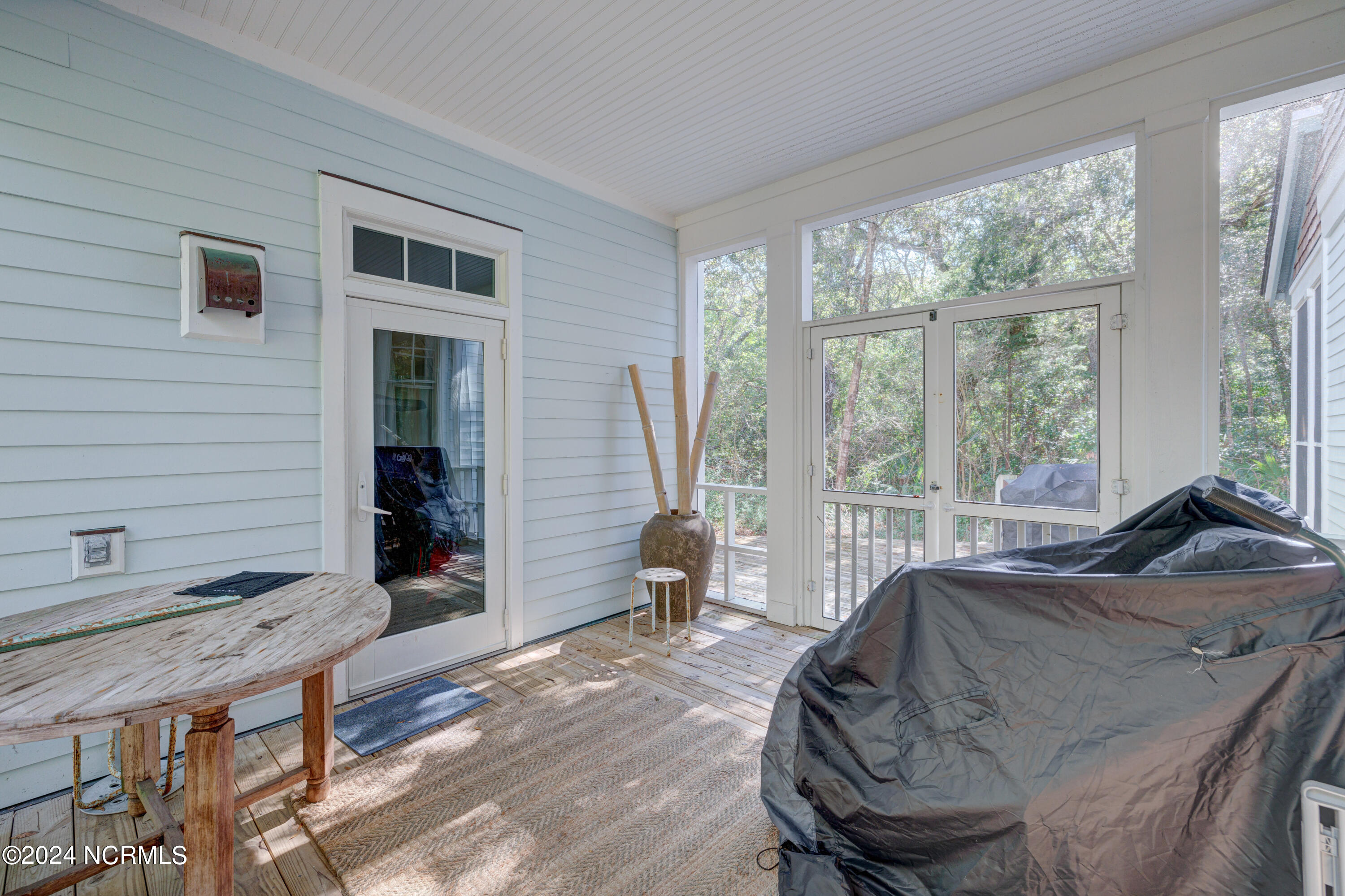 2 Painted Bunting Court