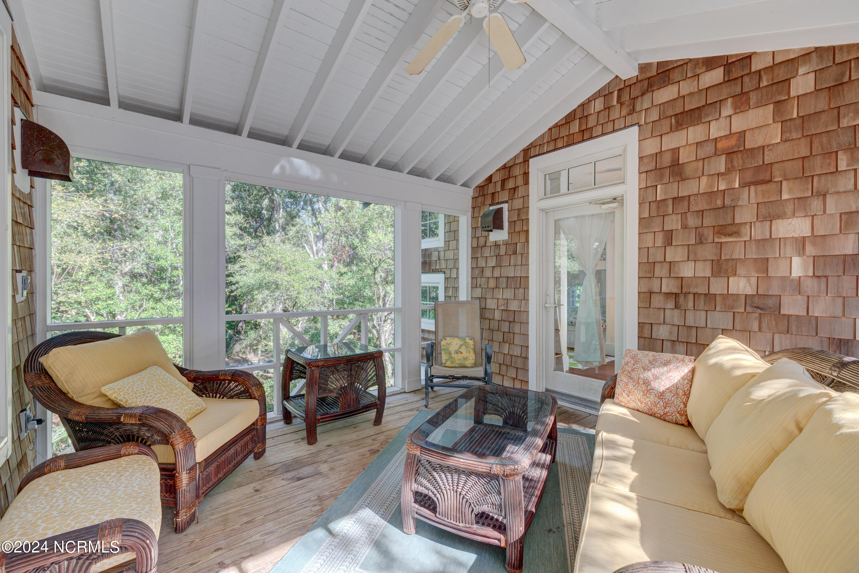 2 Painted Bunting Court