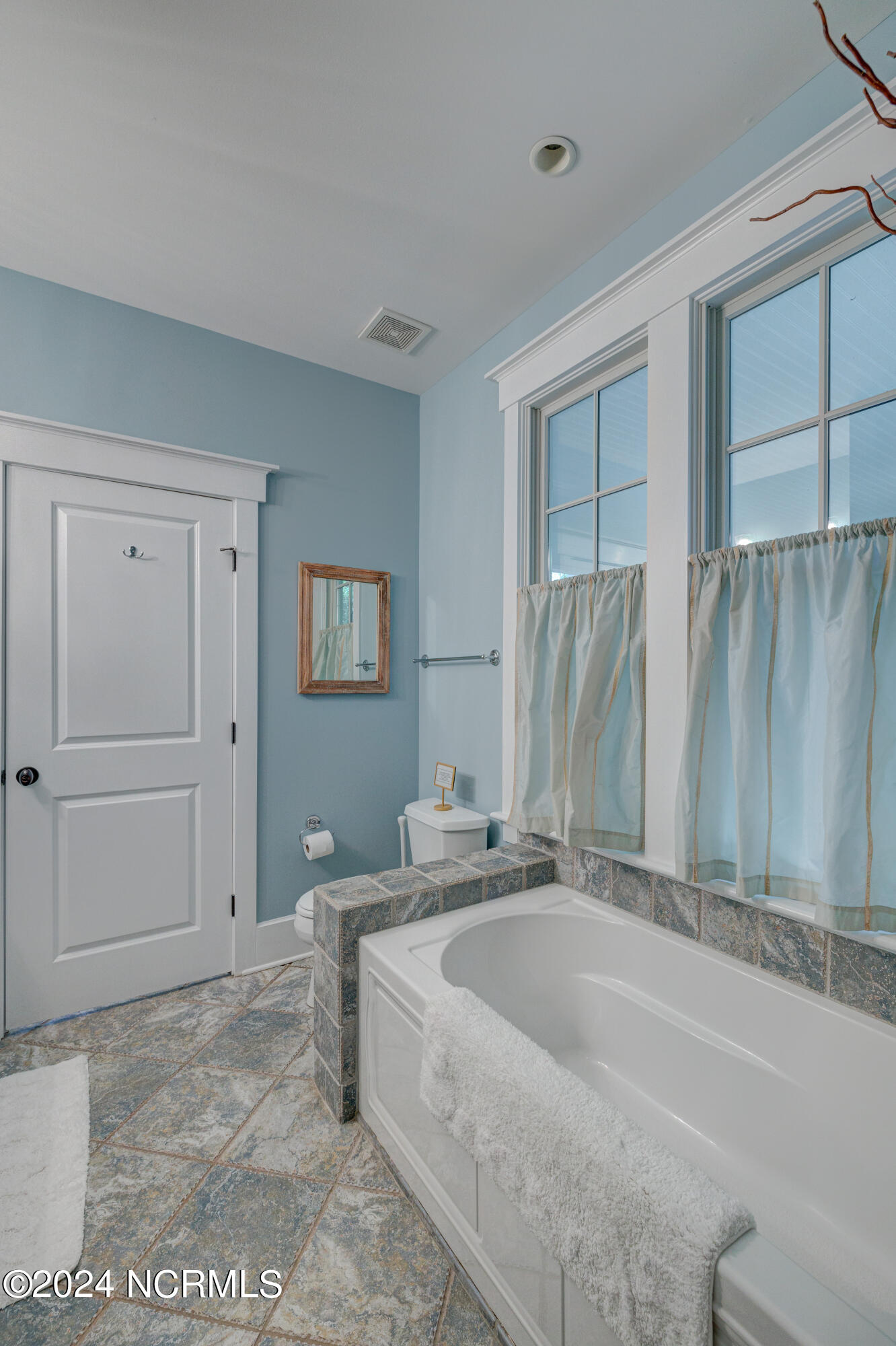 2 Painted Bunting Court