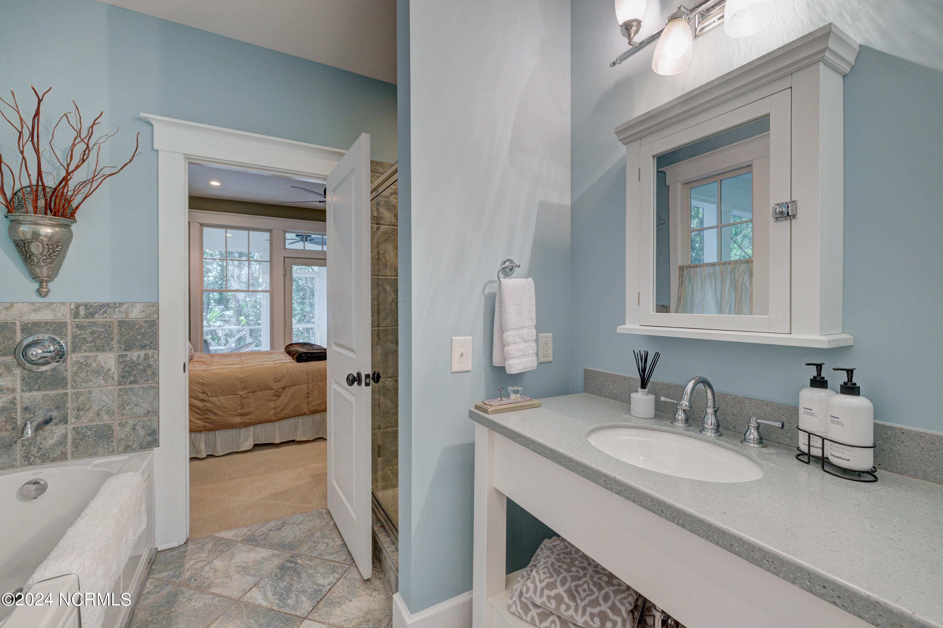 2 Painted Bunting Court