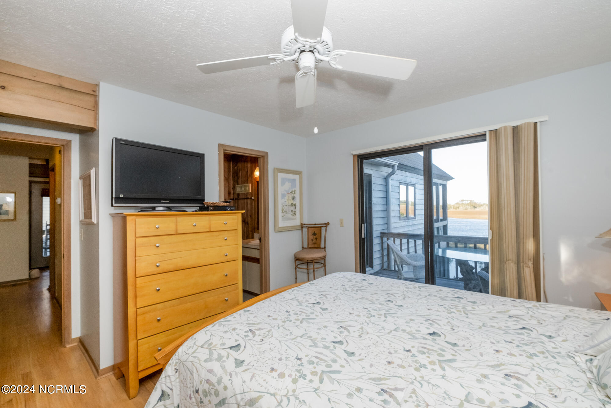 221 N Bald Head Wynd, Unit 19a