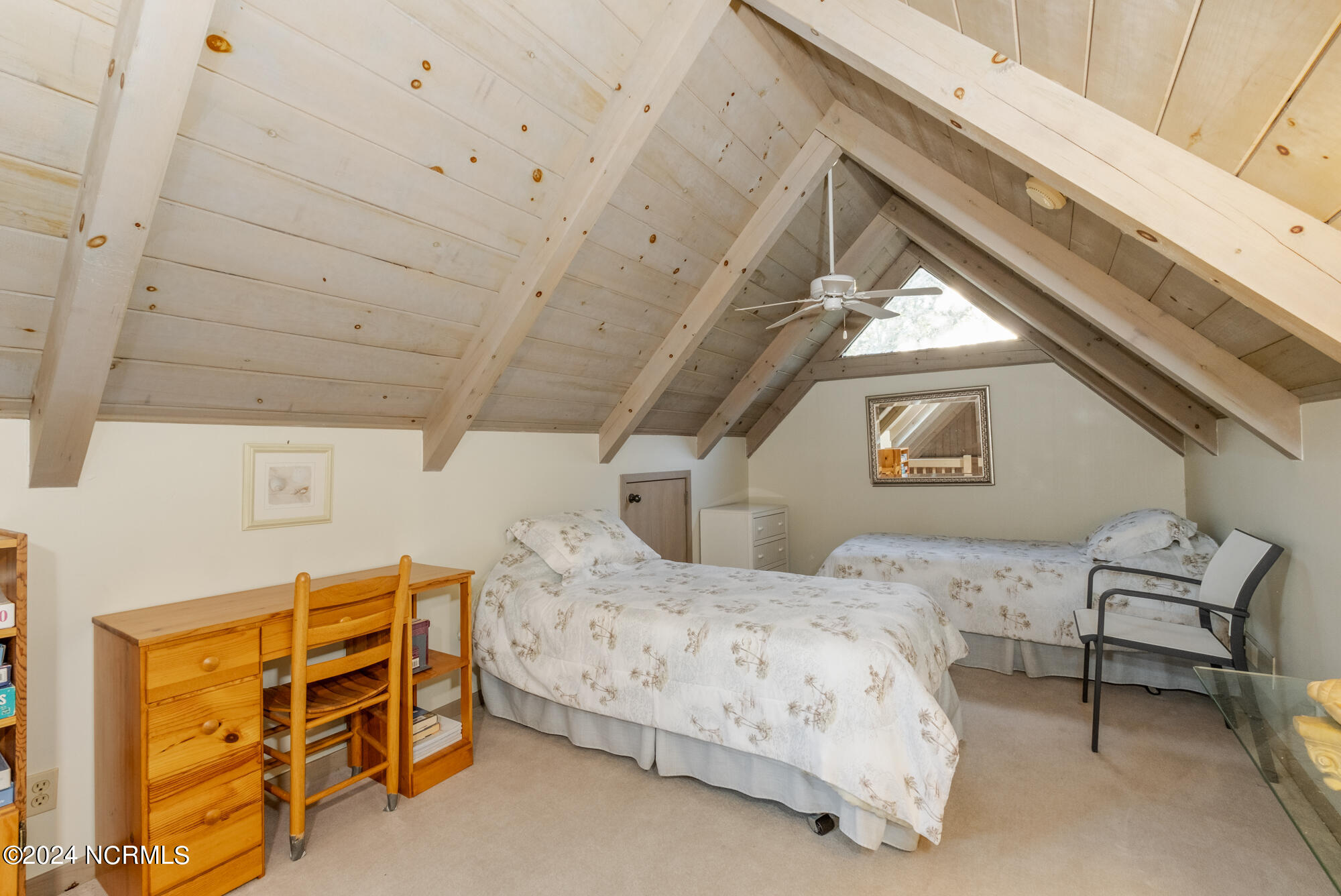 221 N Bald Head Wynd, Unit 19a