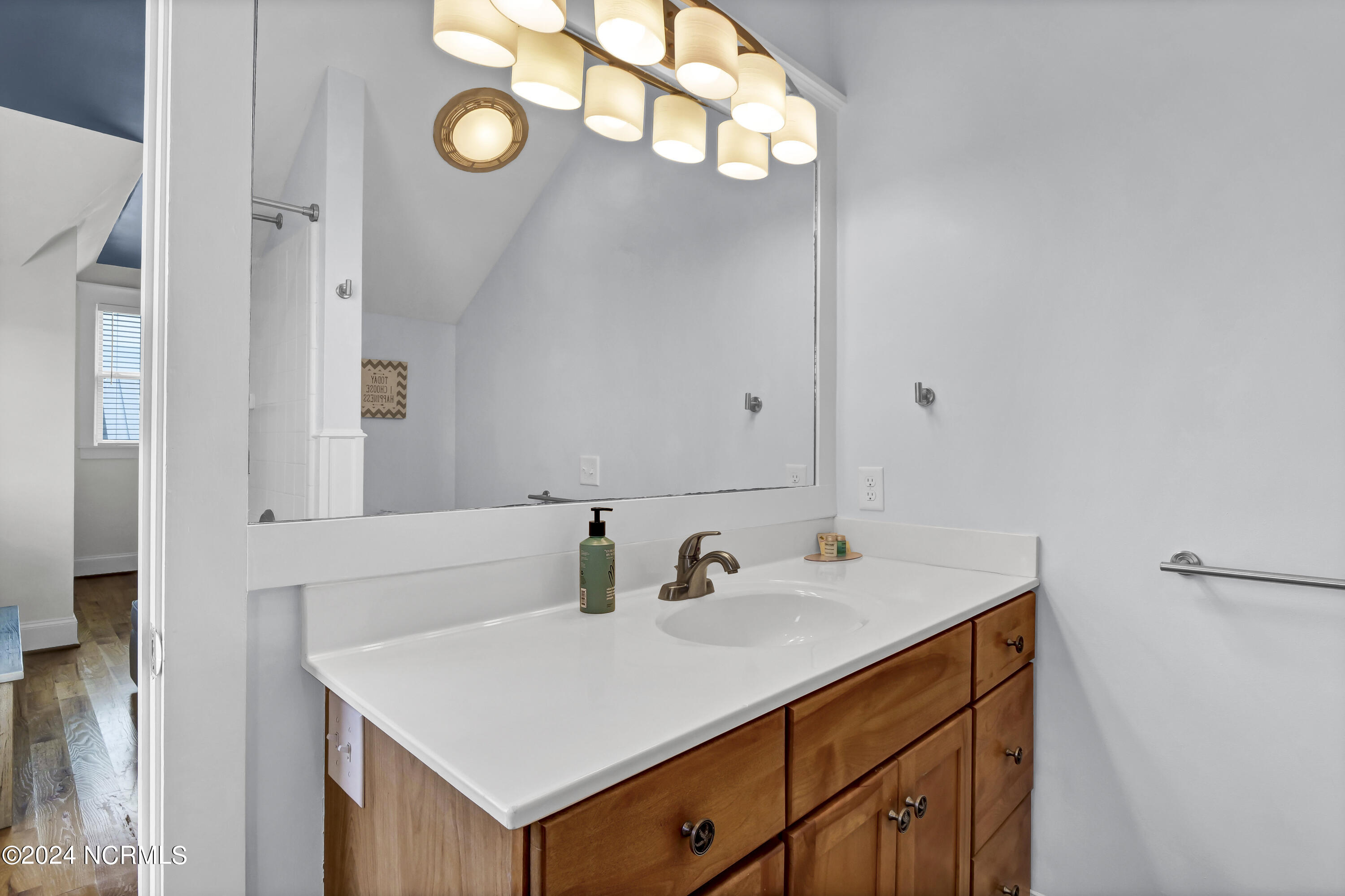 20 Peppervine Trail