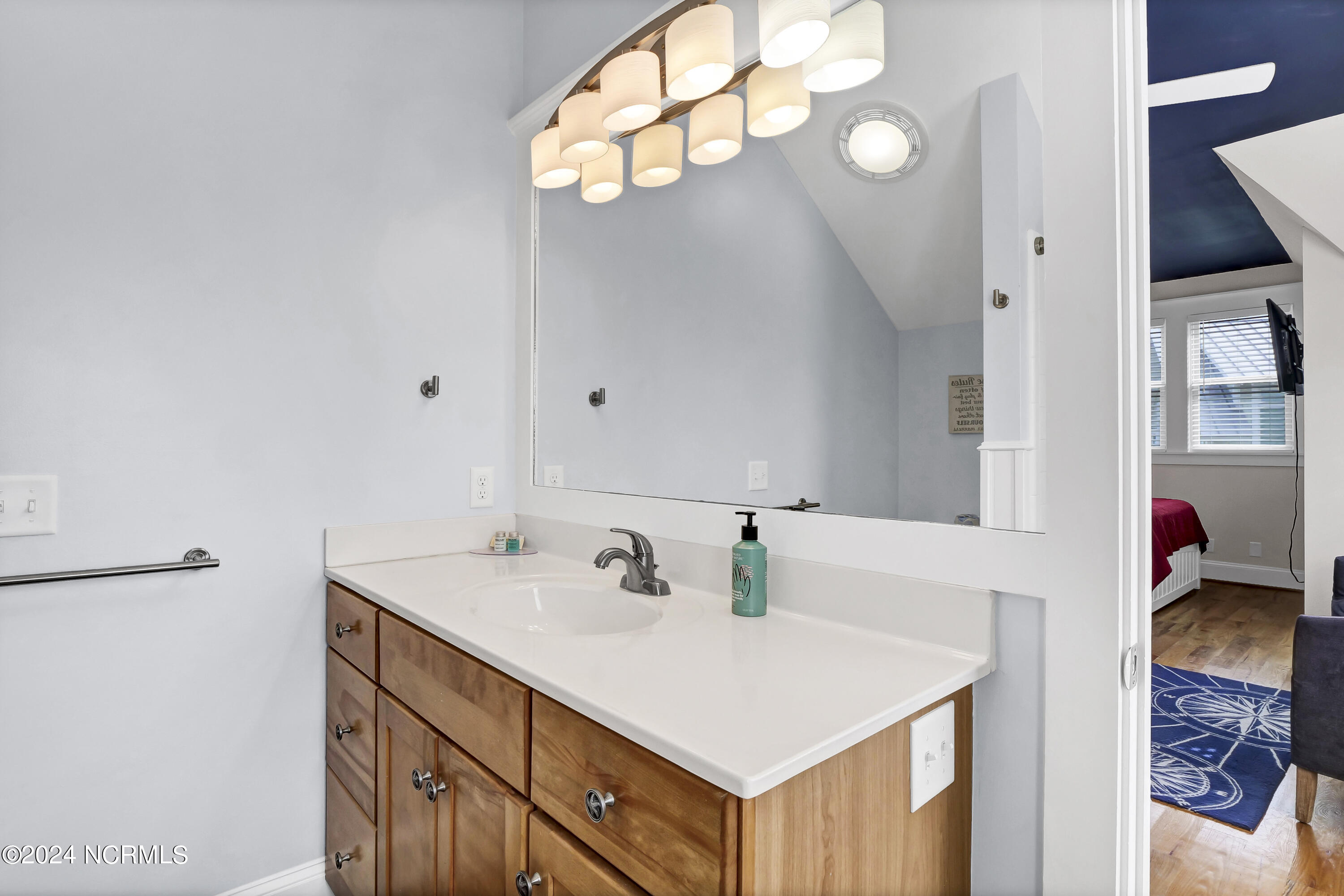 20 Peppervine Trail
