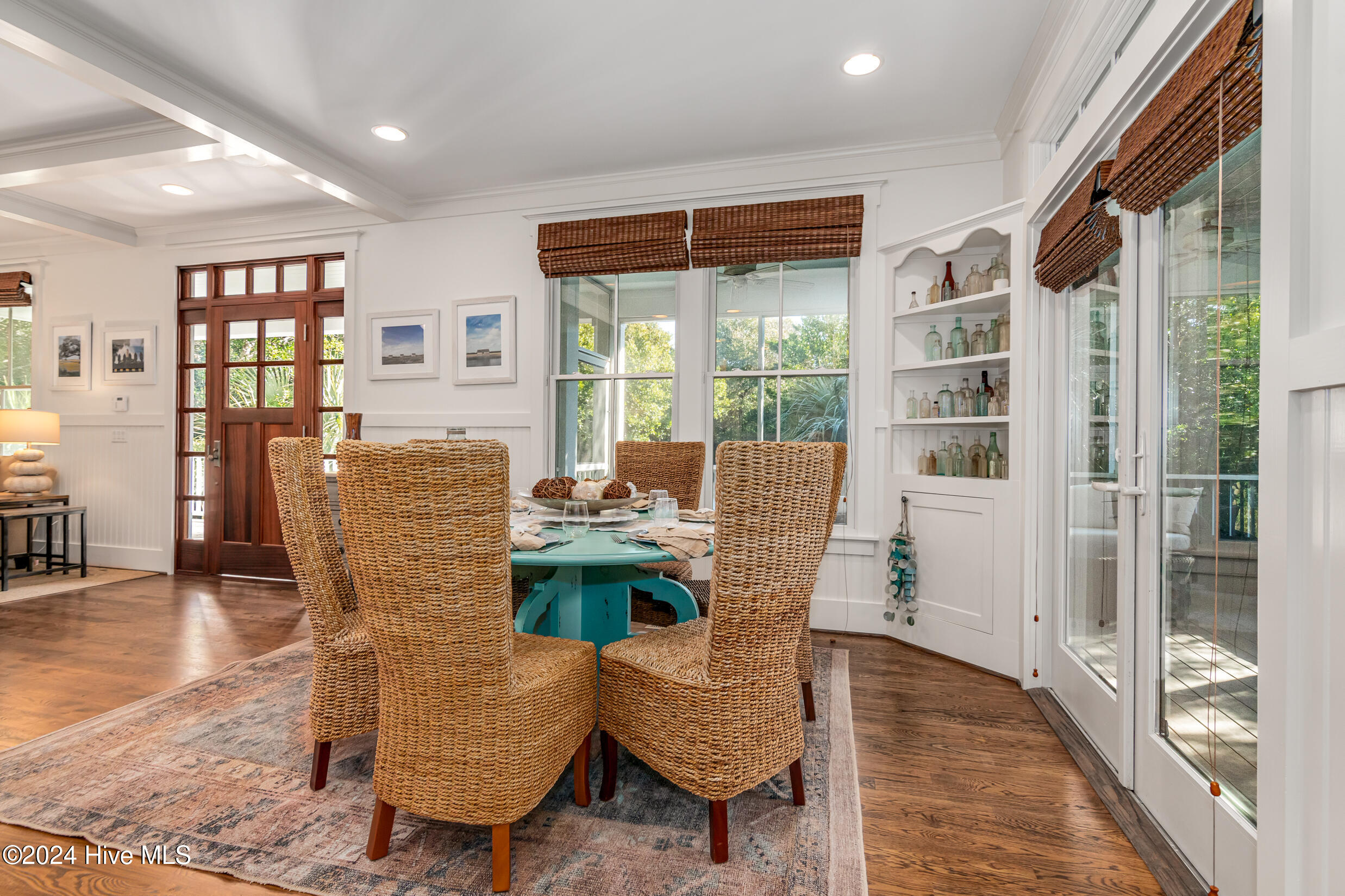 305 SE Beach Drive