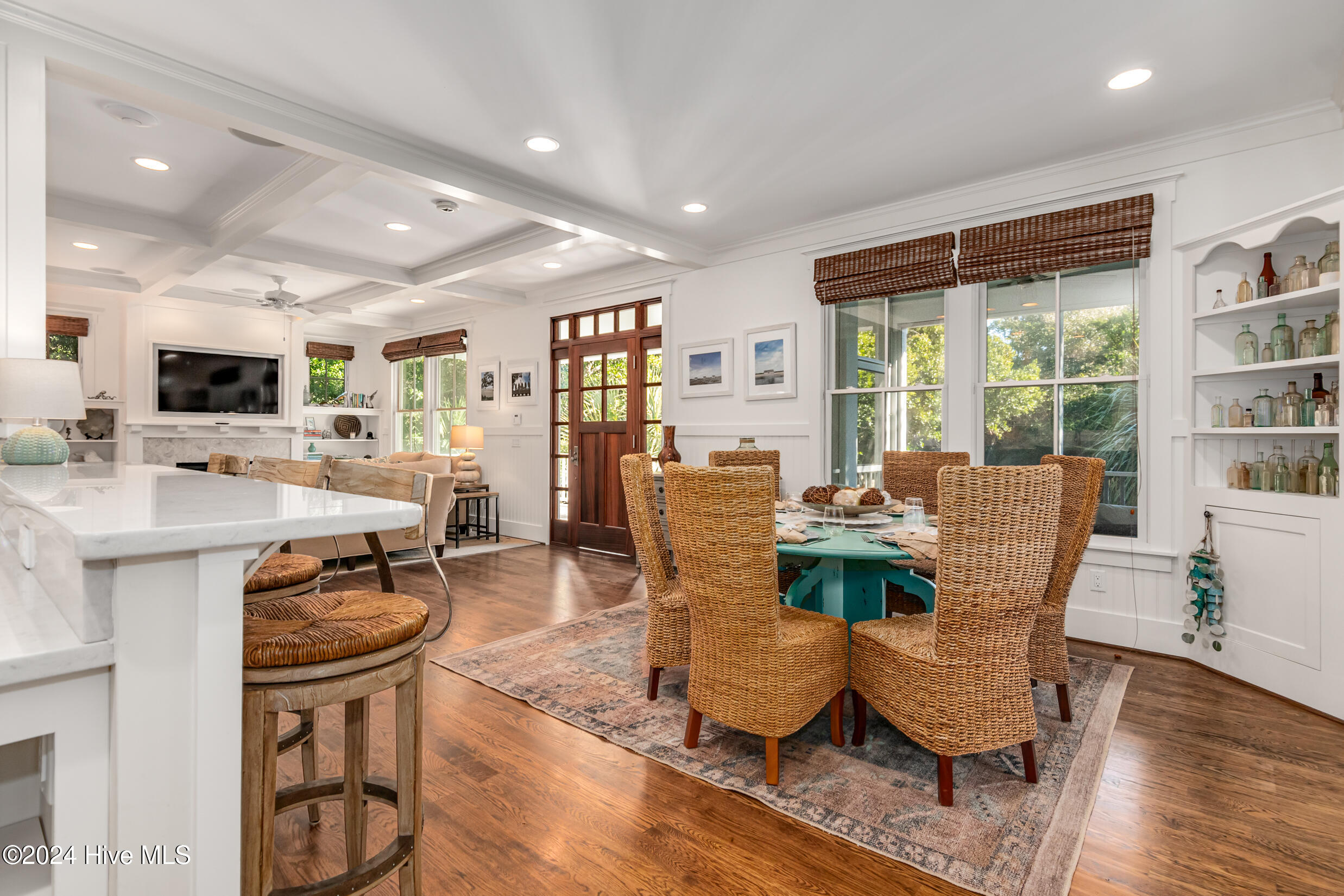 305 SE Beach Drive