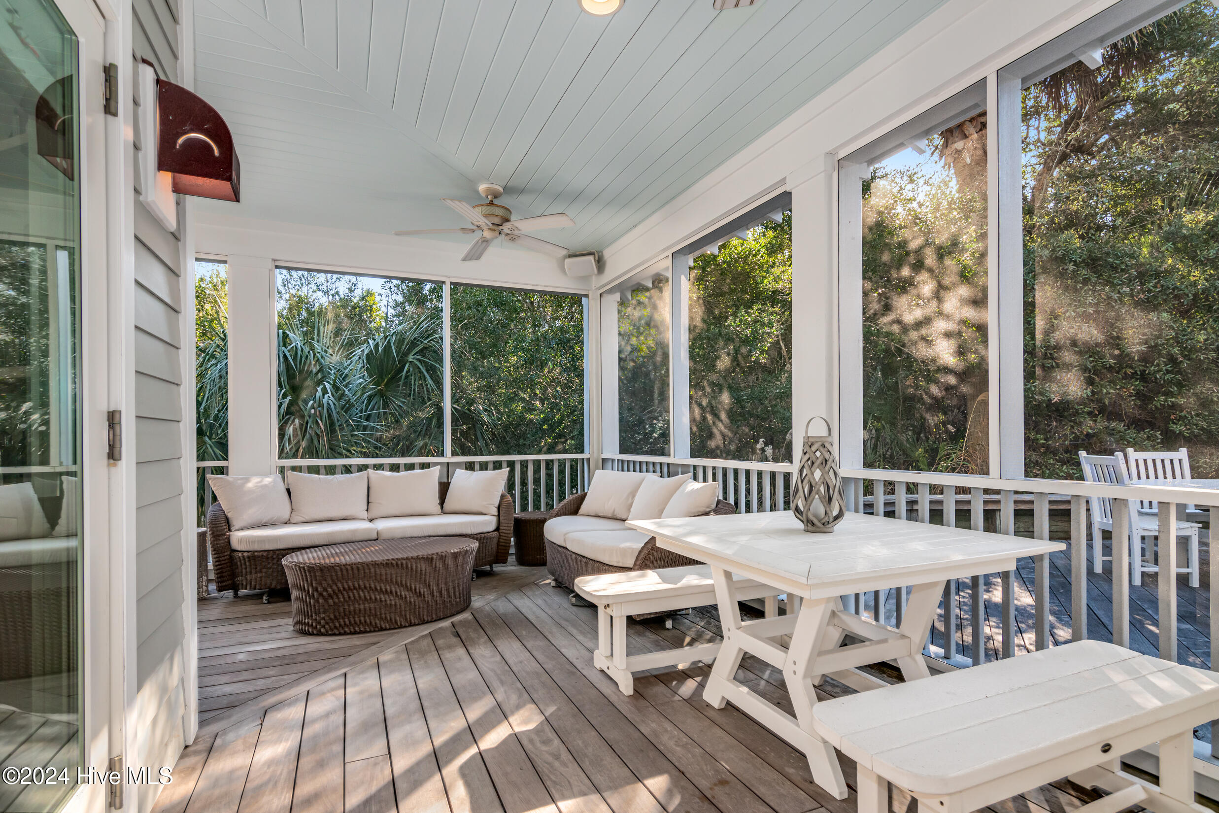 305 SE Beach Drive