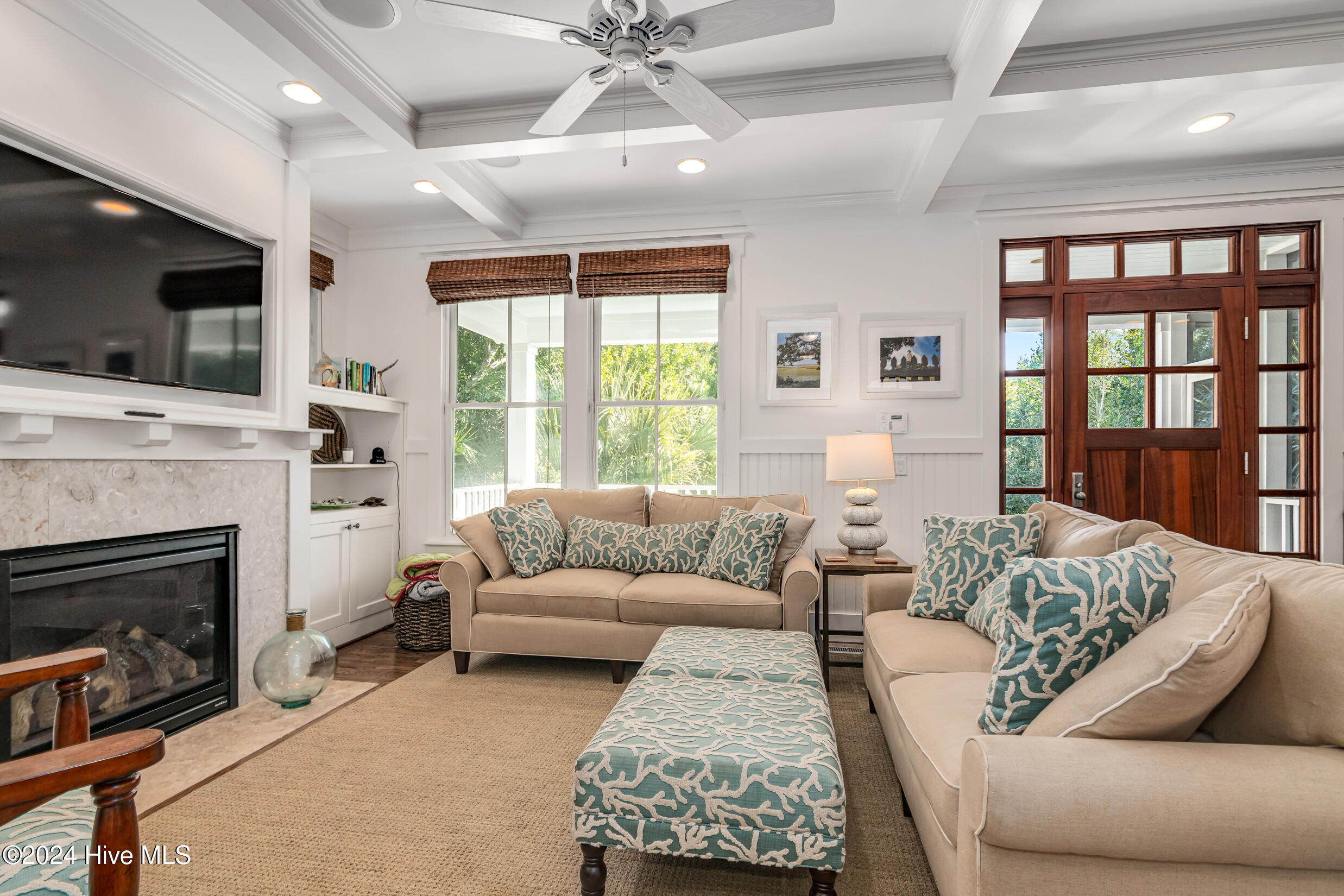 305 SE Beach Drive