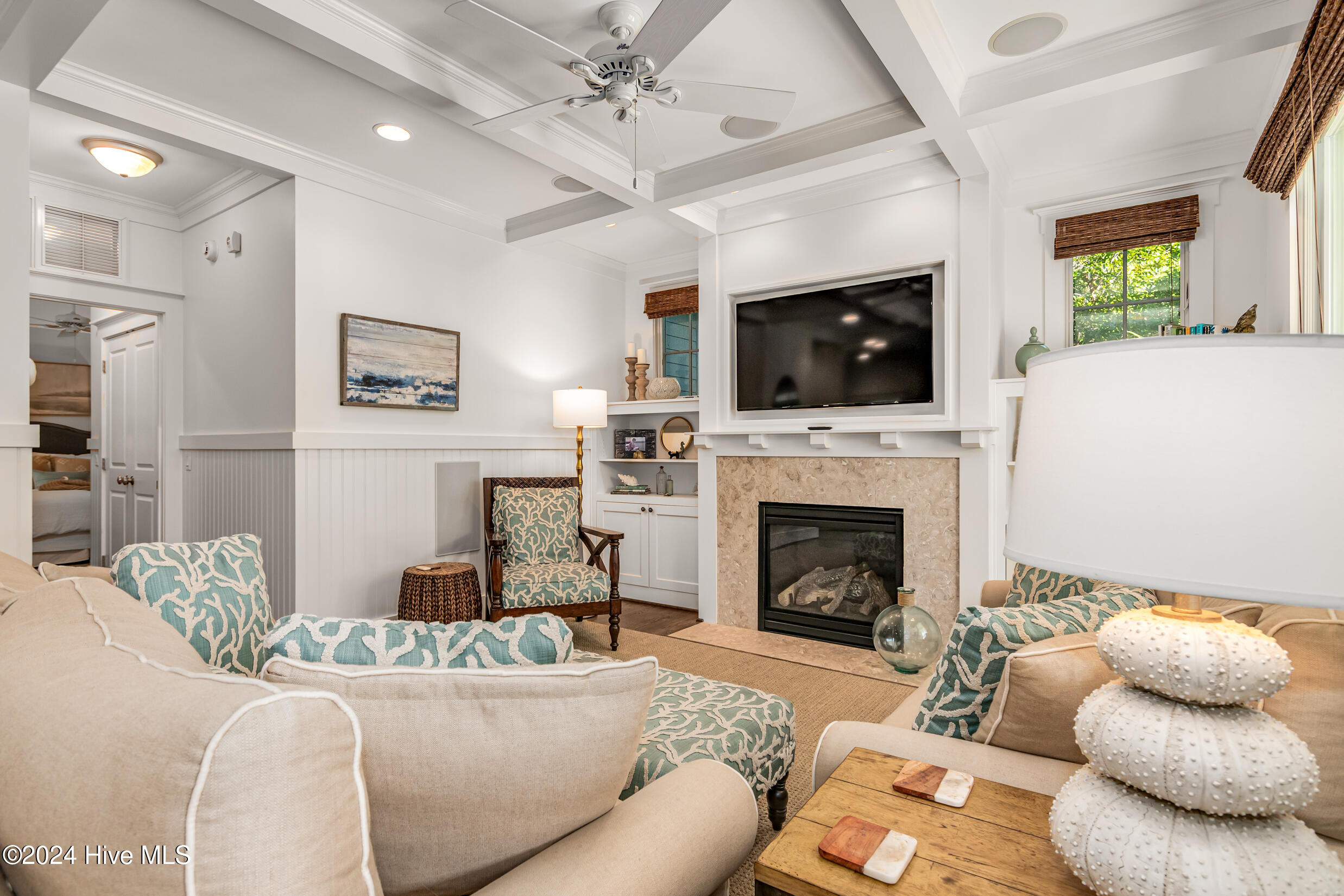 305 SE Beach Drive