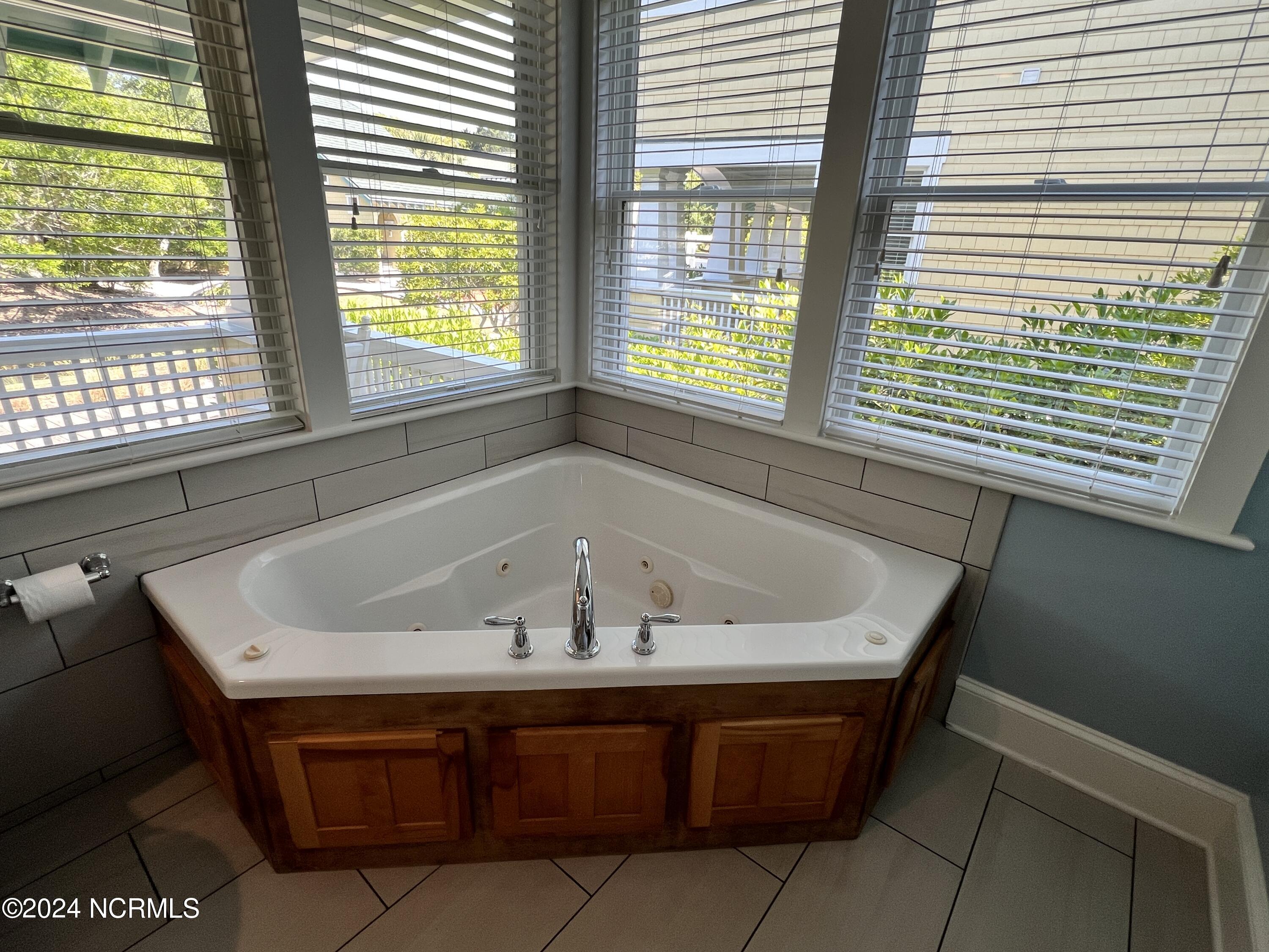 53 Earl Of Craven Court, Week I