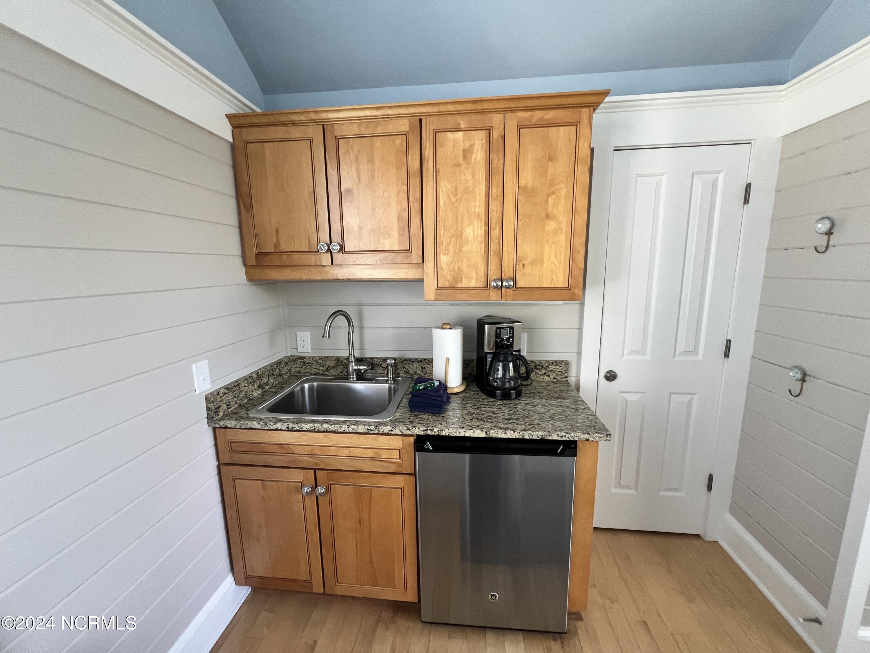 53 Earl Of Craven Court, Week I