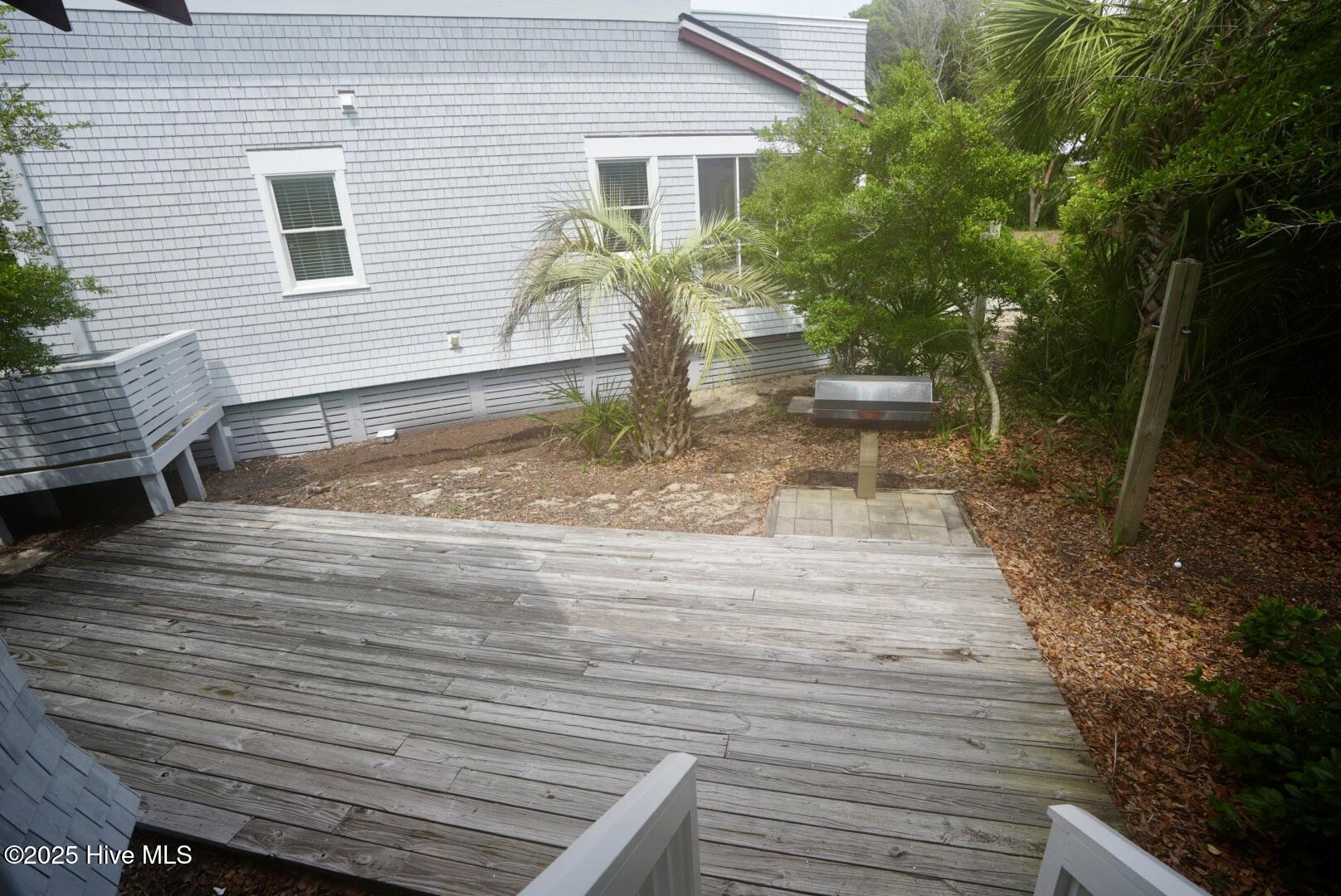 48 Earl Of Craven Court, Week M