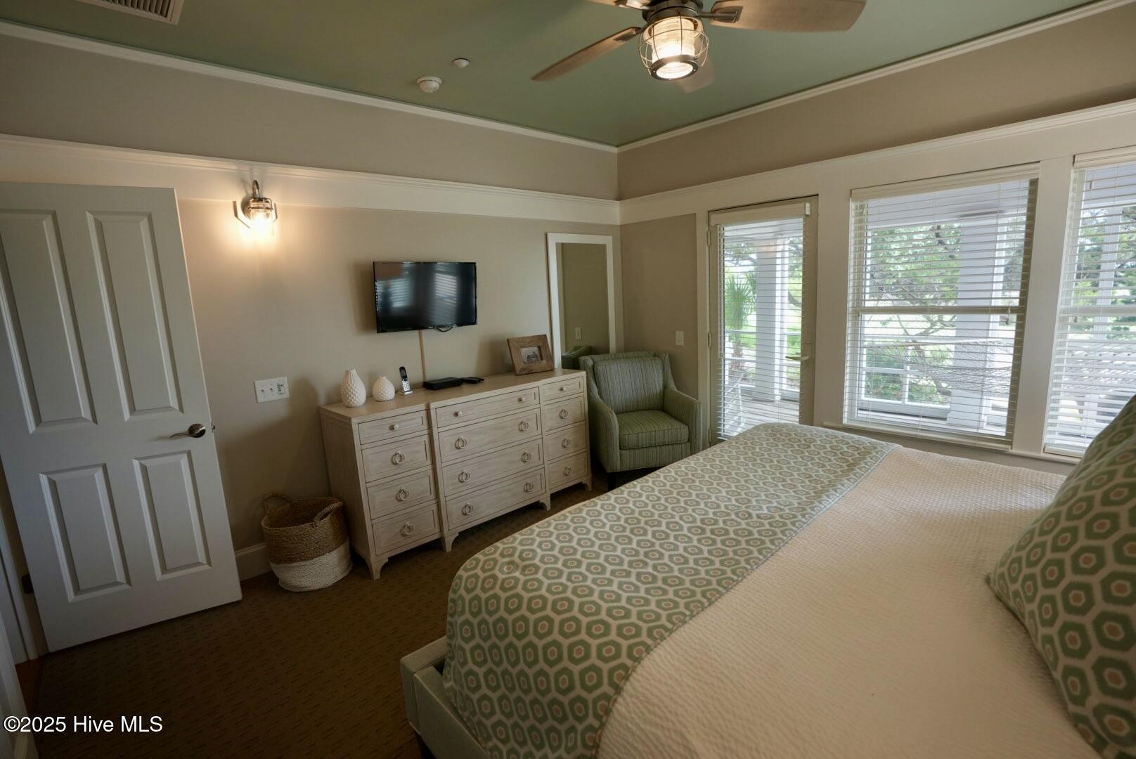 48 Earl Of Craven Court, Week M