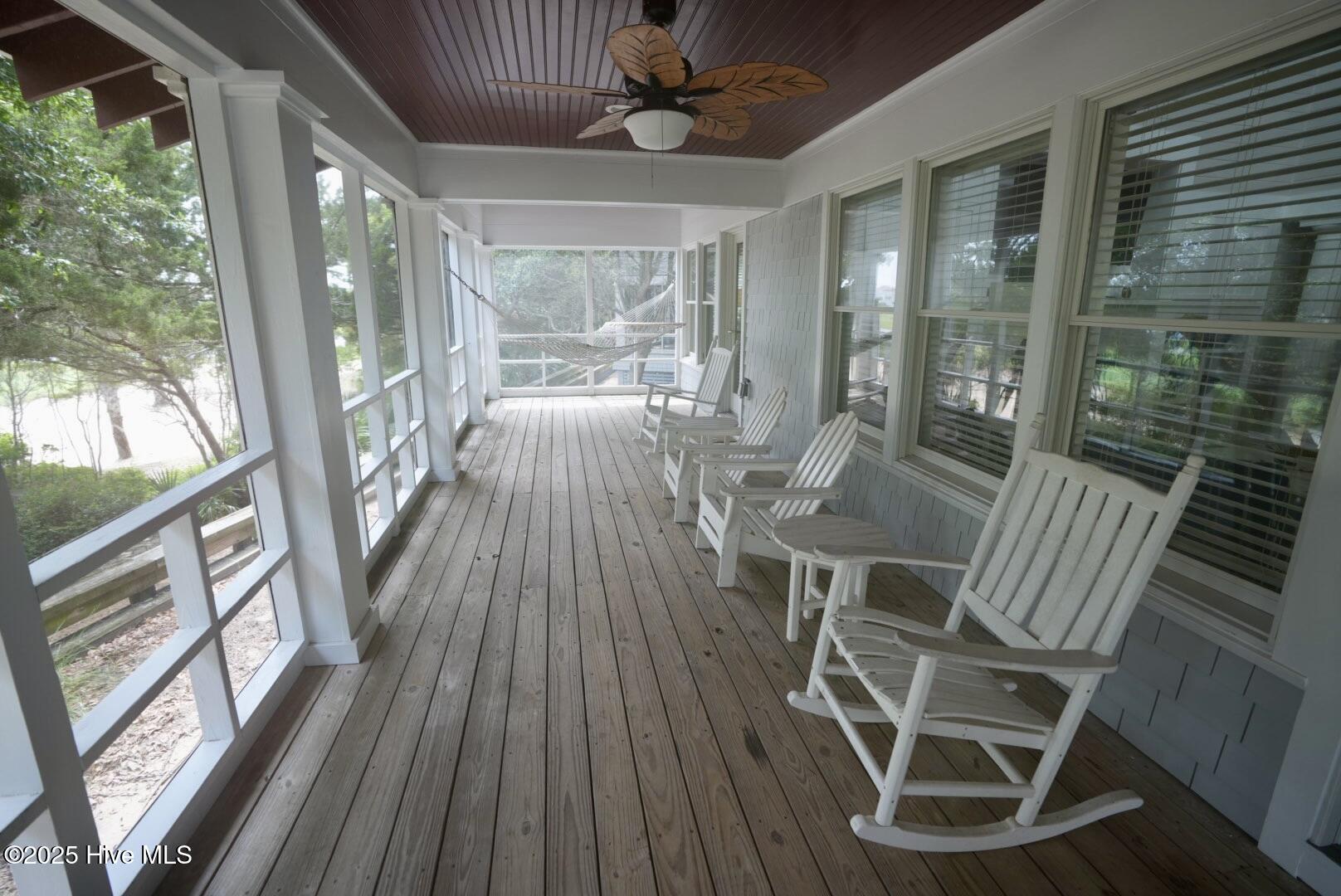 48 Earl Of Craven Court, Week M