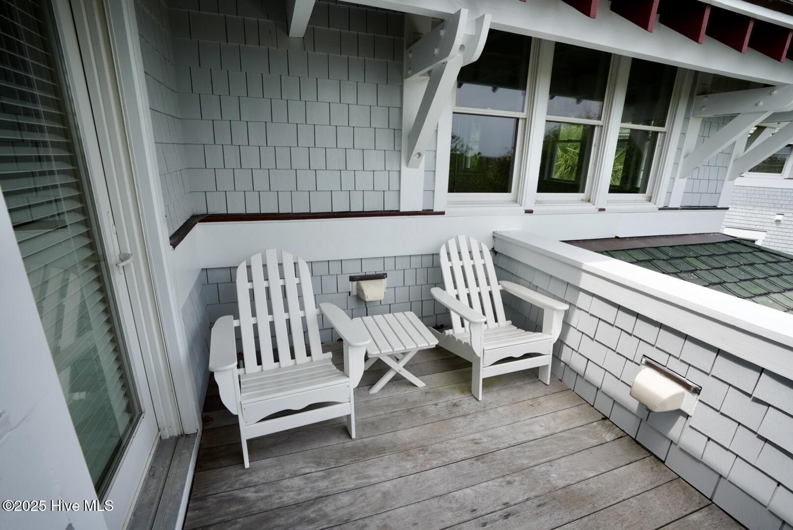 48 Earl Of Craven Court, Week M