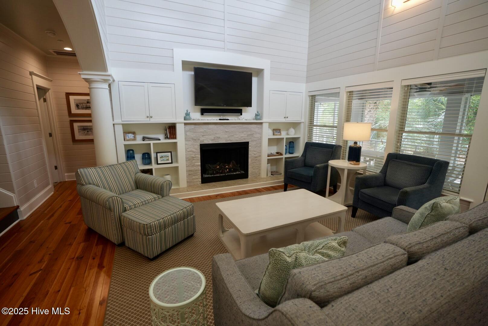 54 Earl Of Craven Court, Week E