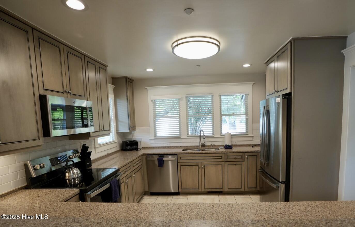 54 Earl Of Craven Court, Week E