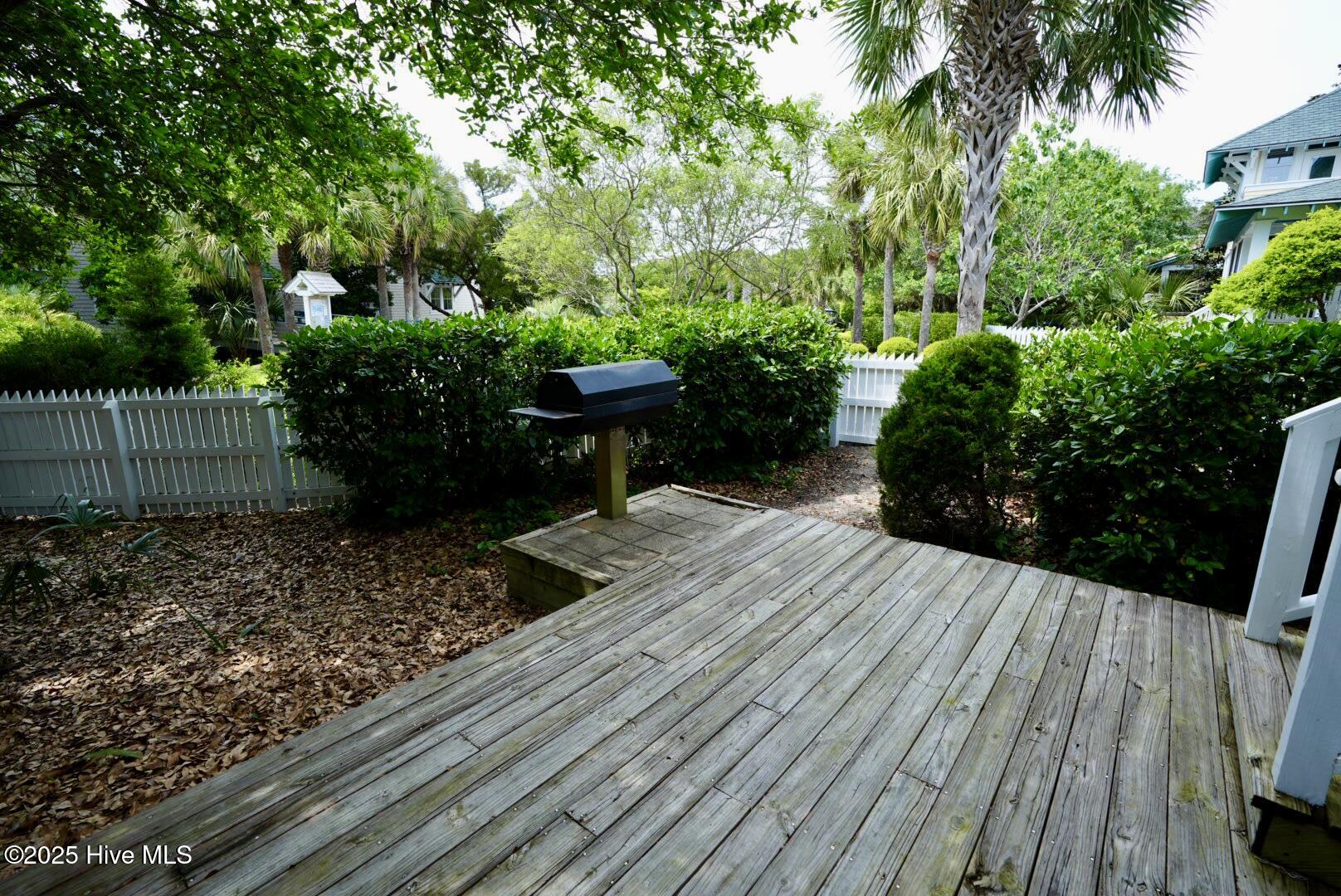 54 Earl Of Craven Court, Week E