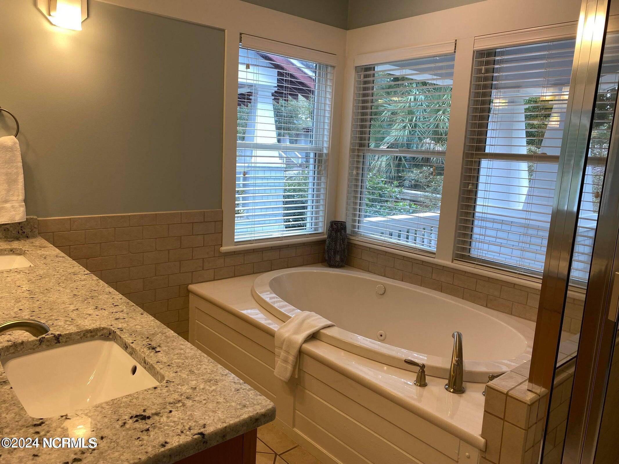 40 Earl Of Craven Court, Week H