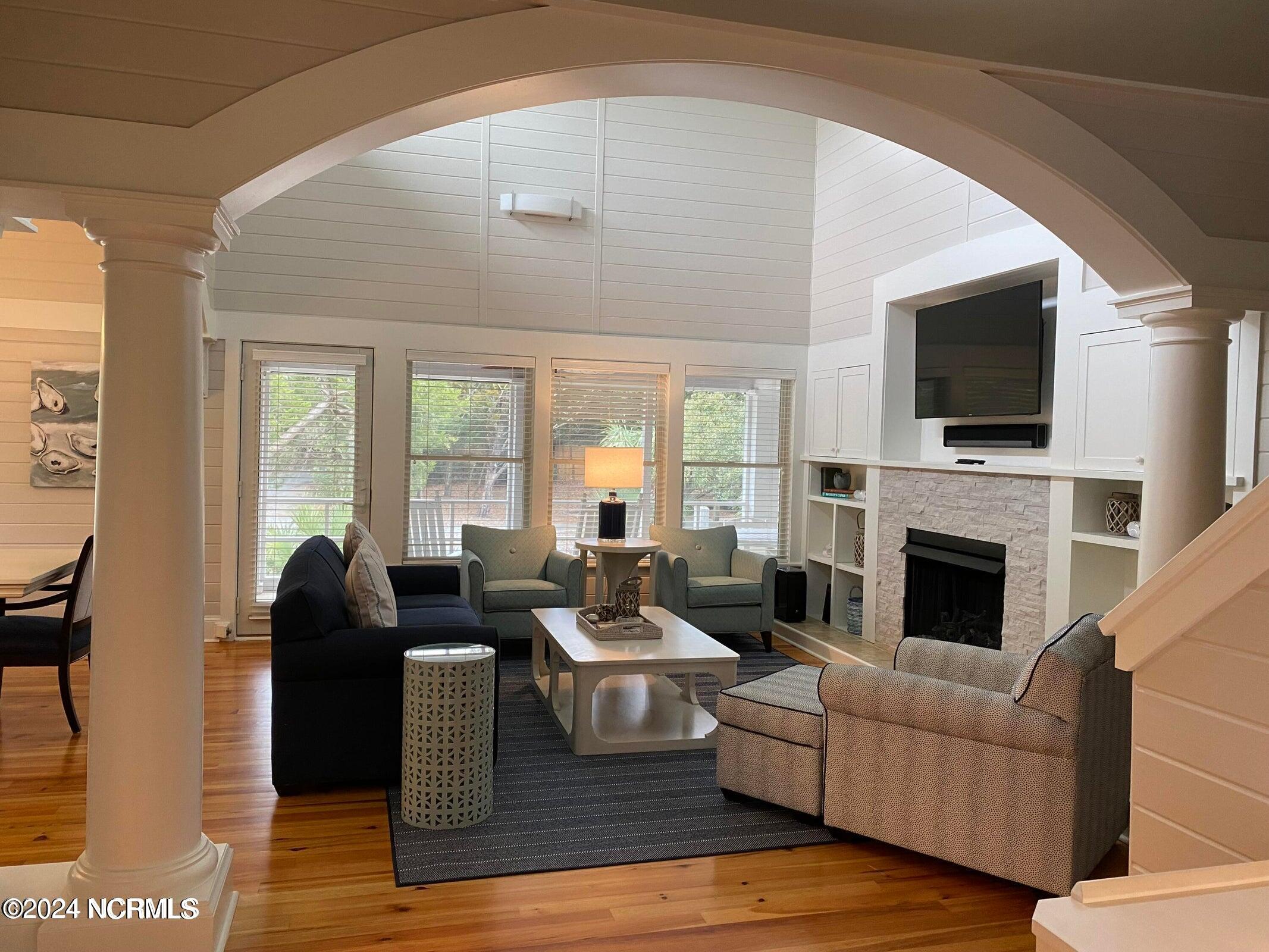 40 Earl Of Craven Court, Week H