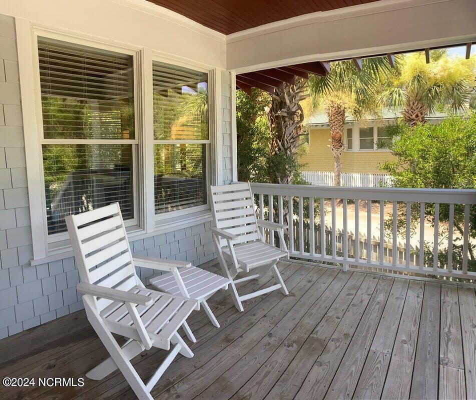 40 Earl Of Craven Court, Week H