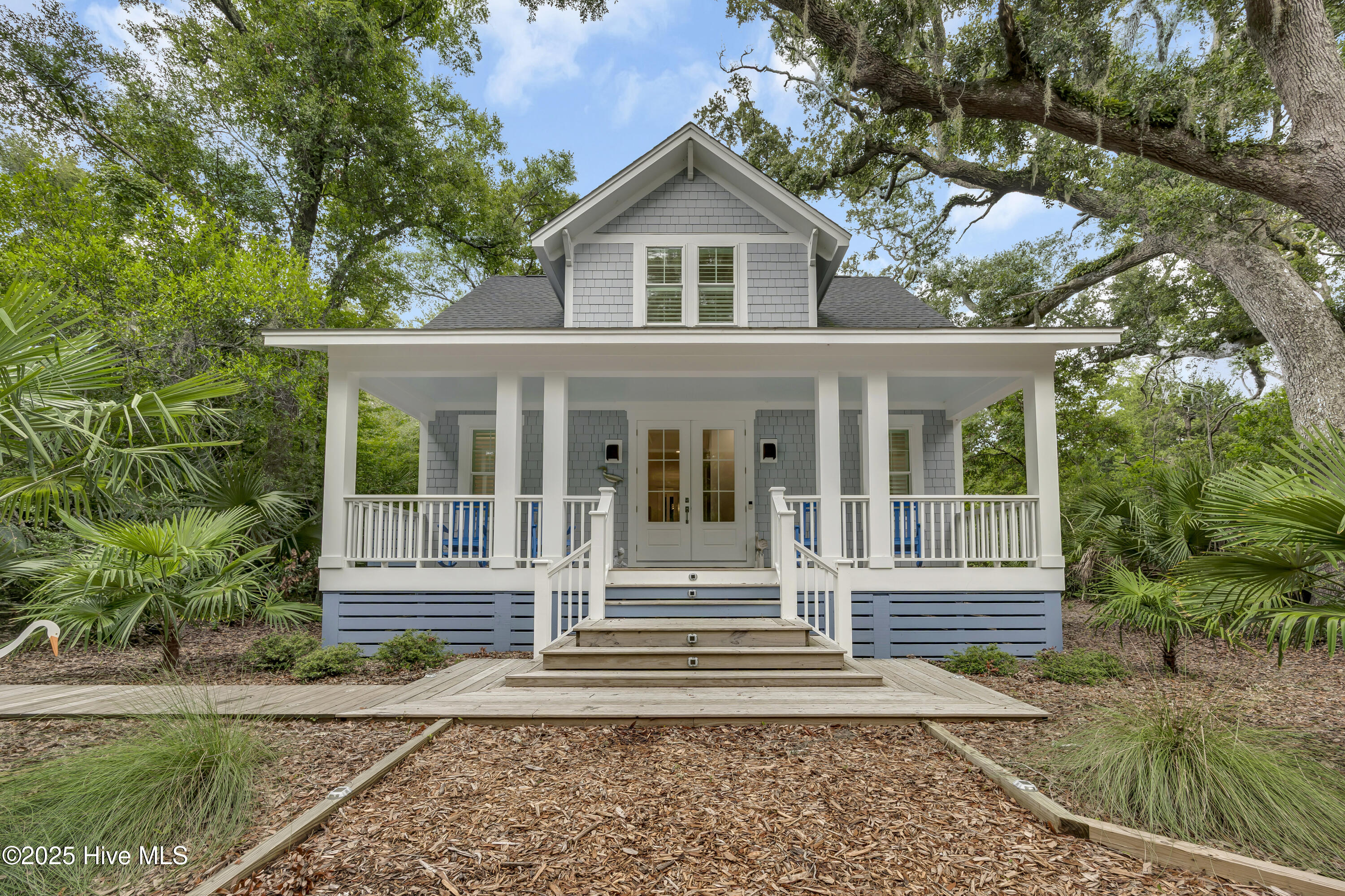 2114 Heron Trace