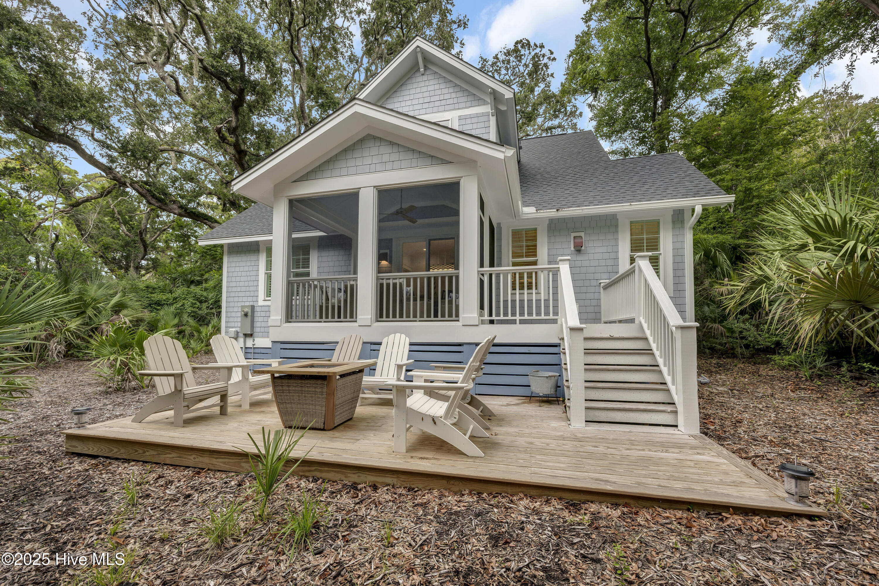 2114 Heron Trace