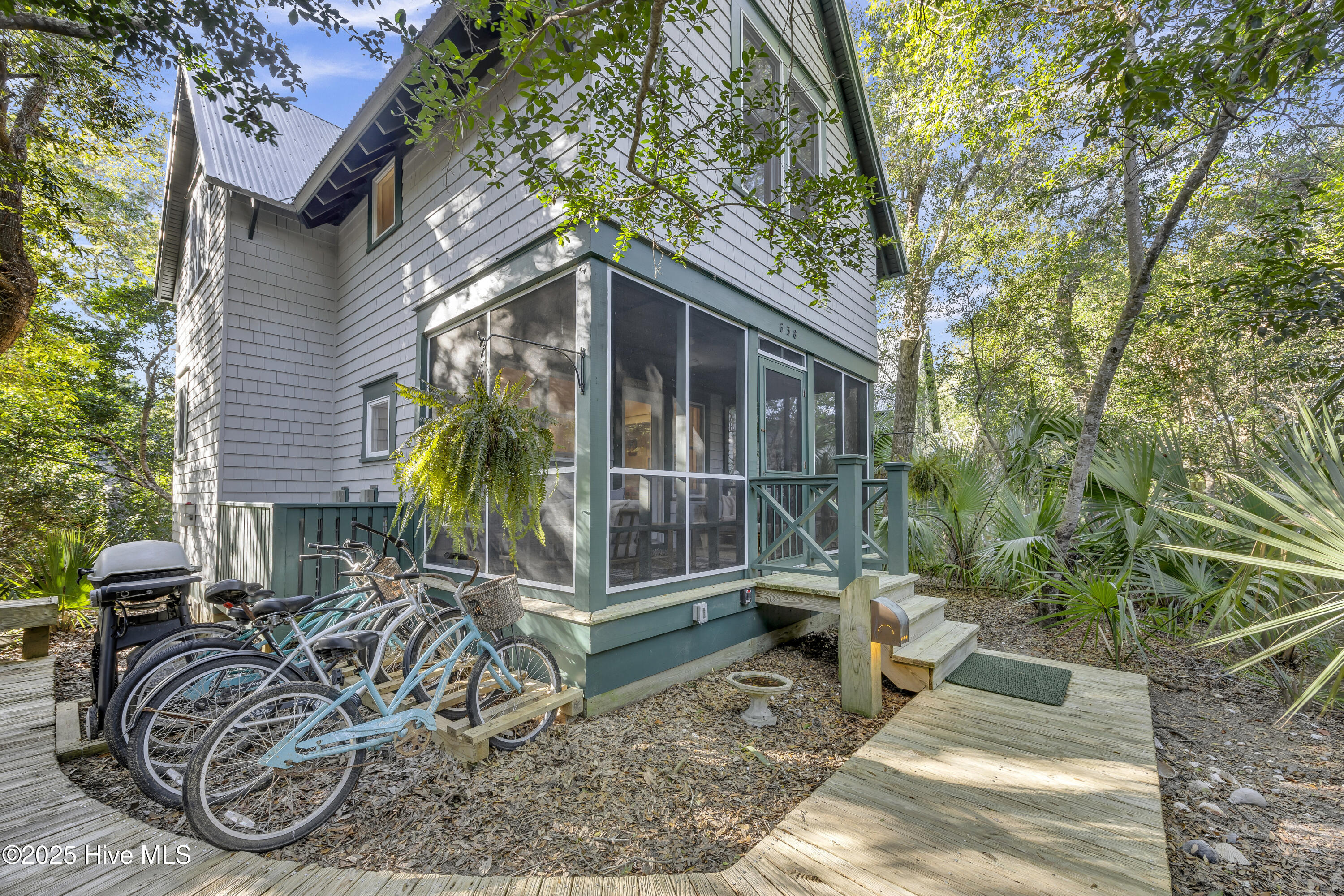 638 Chicamacomico Way