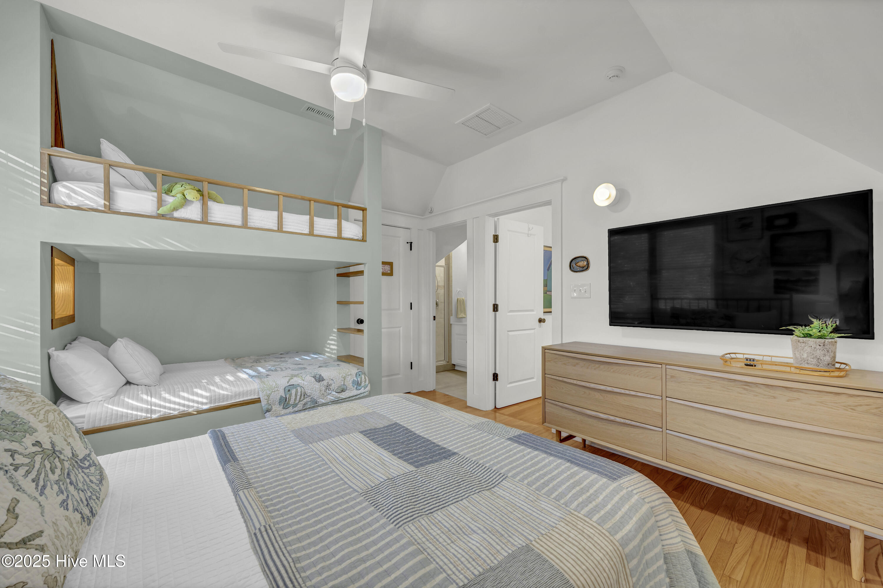 638 Chicamacomico Way