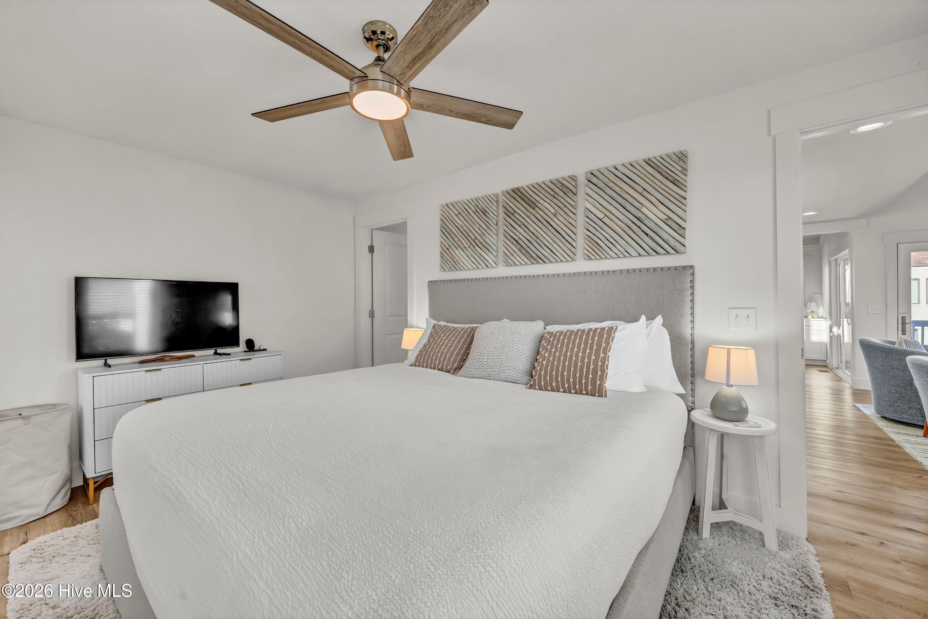 305 S Bald Head Wynd 10