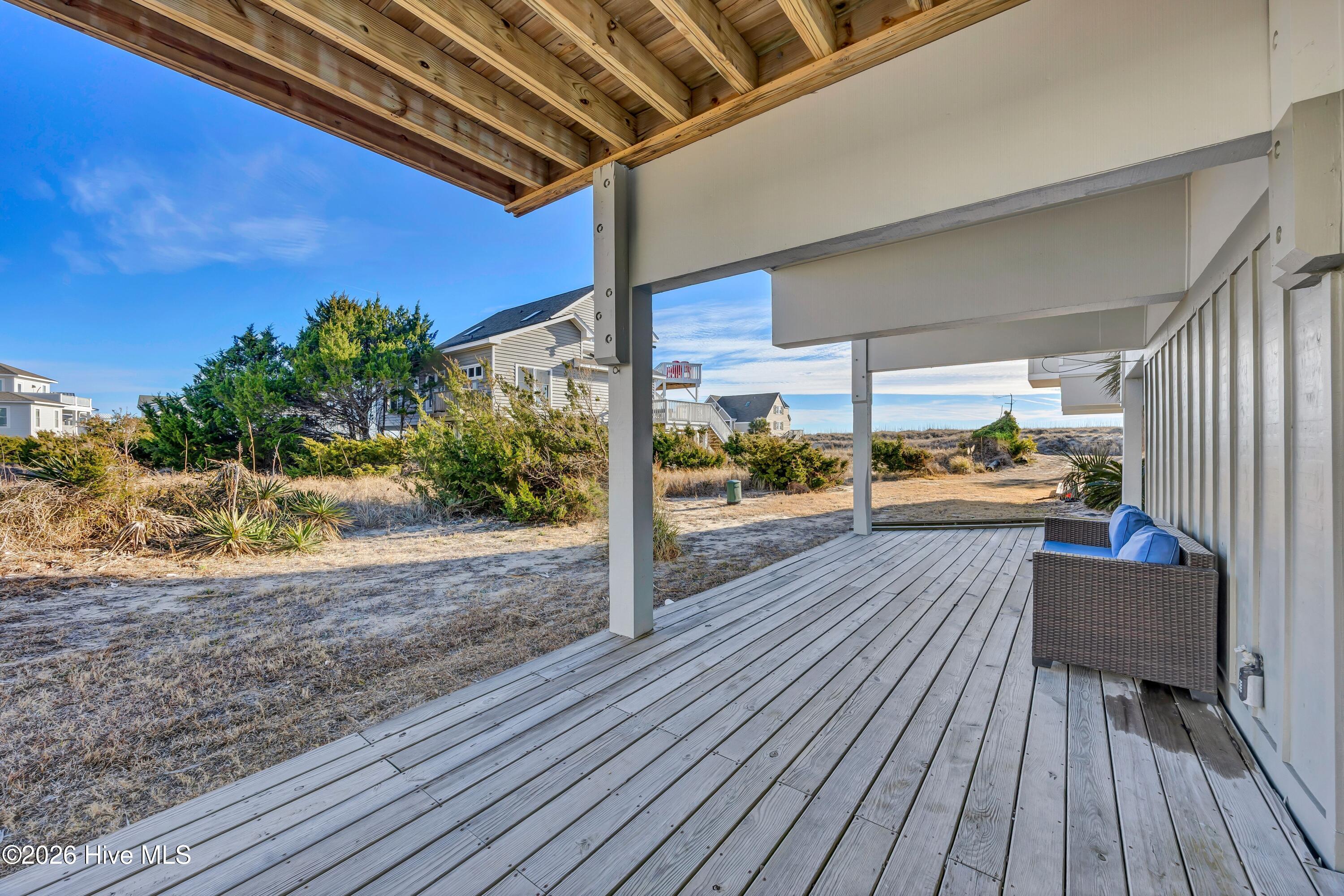 305 S Bald Head Wynd 10