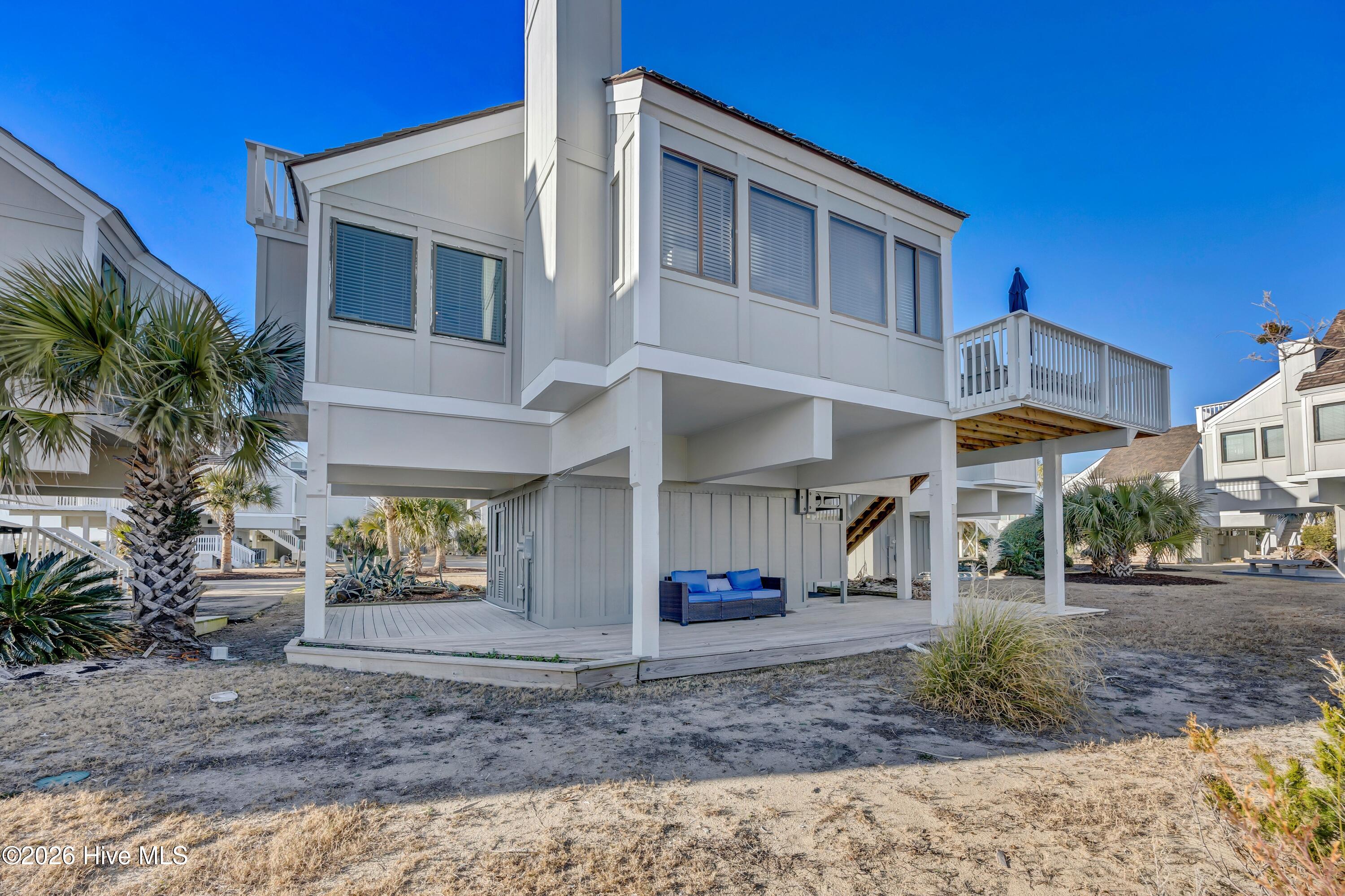 305 S Bald Head Wynd 10