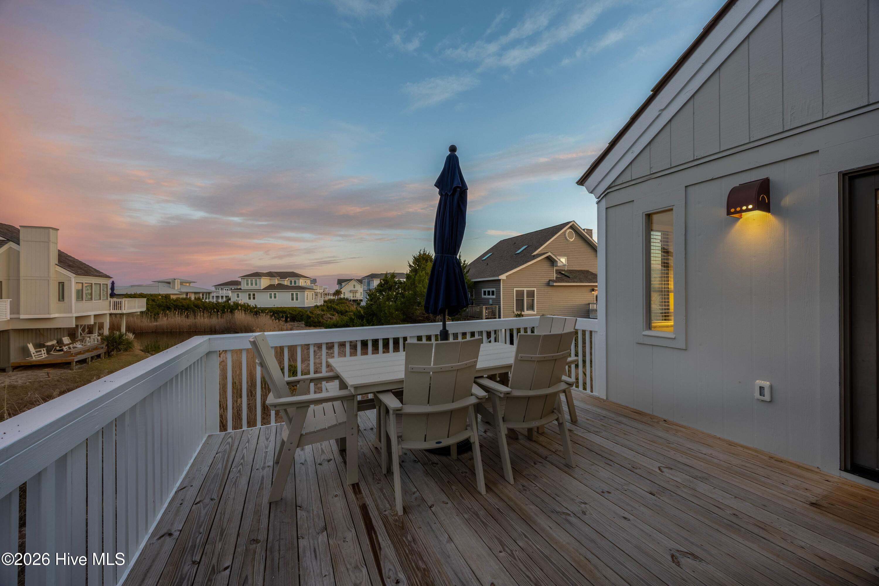 305 S Bald Head Wynd 10